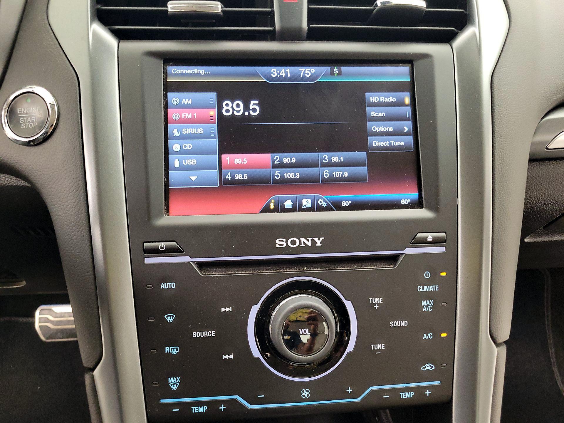 Thumbnail: 2015 Ford Fusion - 16