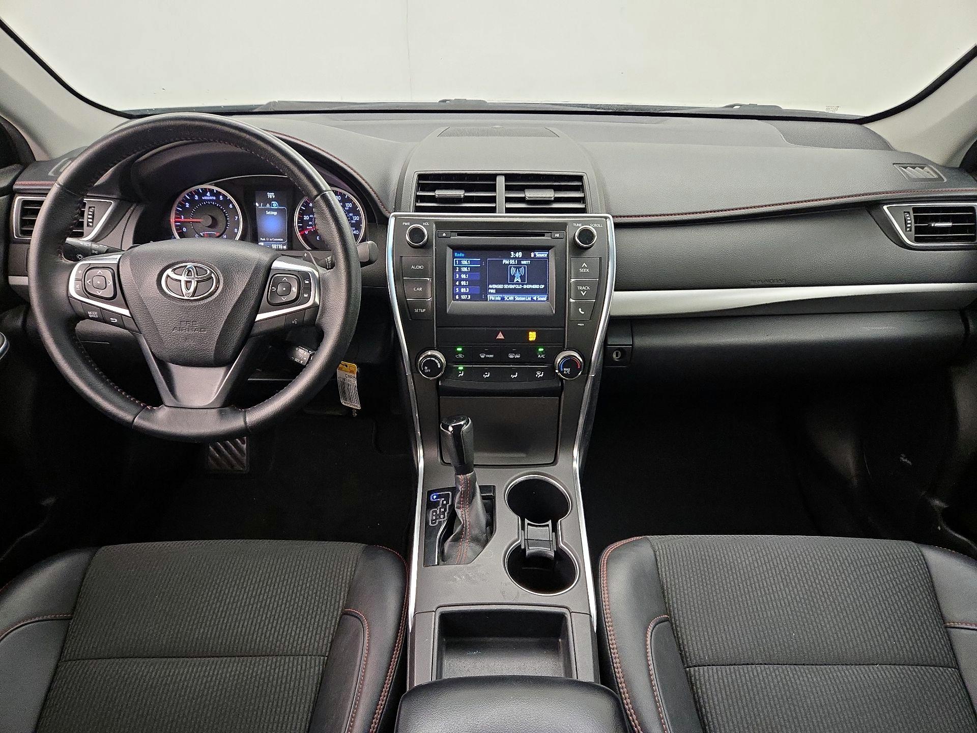 Thumbnail: 2016 Toyota Camry - 9