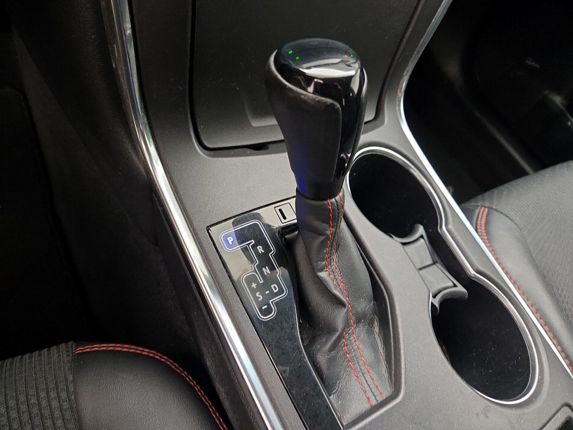 Thumbnail: 2016 Toyota Camry - 17
