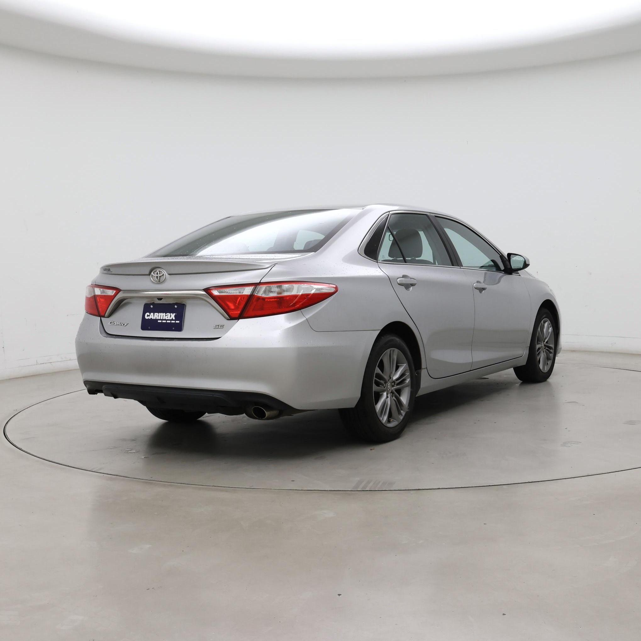 Thumbnail: 2016 Toyota Camry - 8
