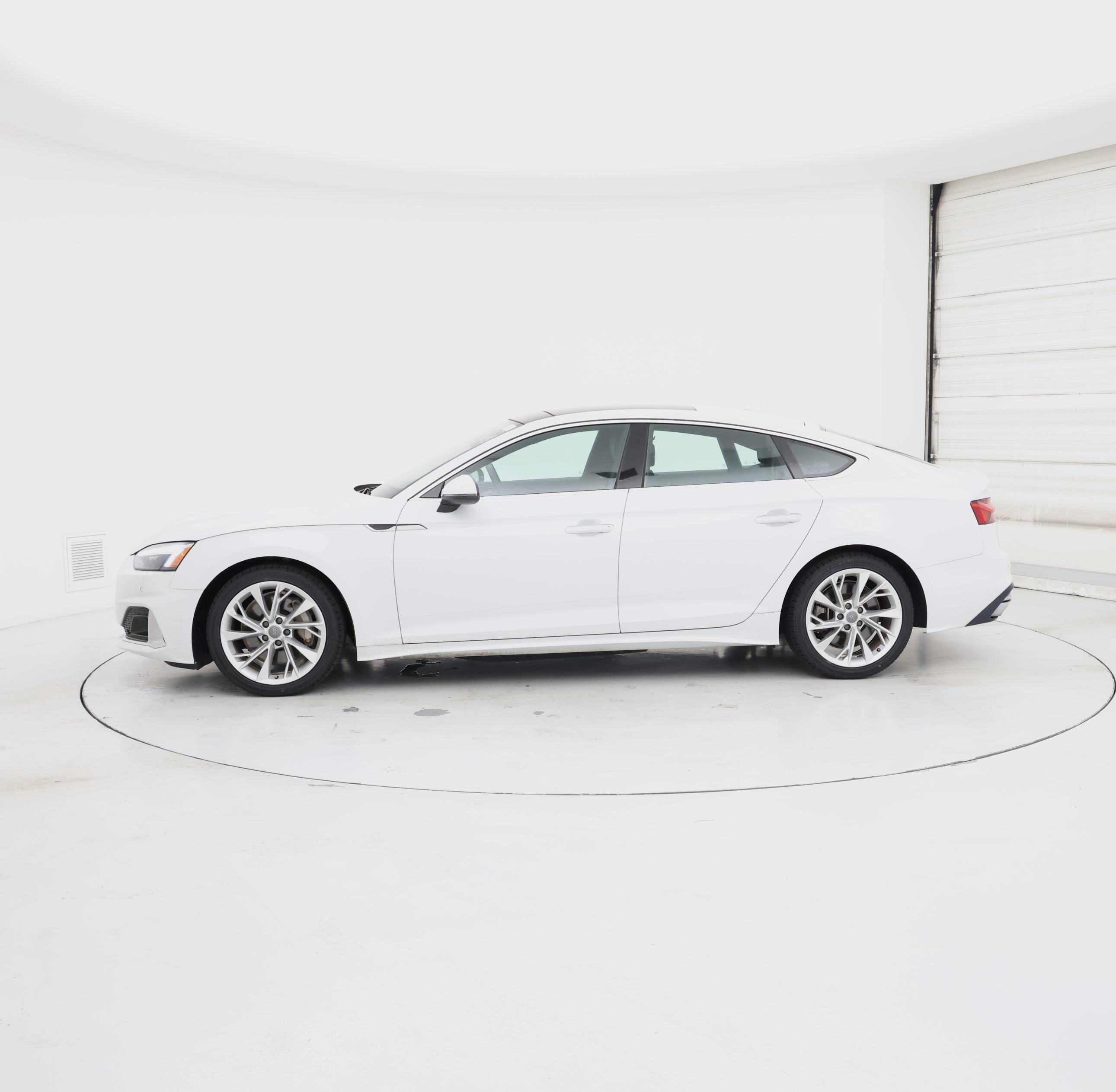 Thumbnail: 2020 Audi A5 - 3