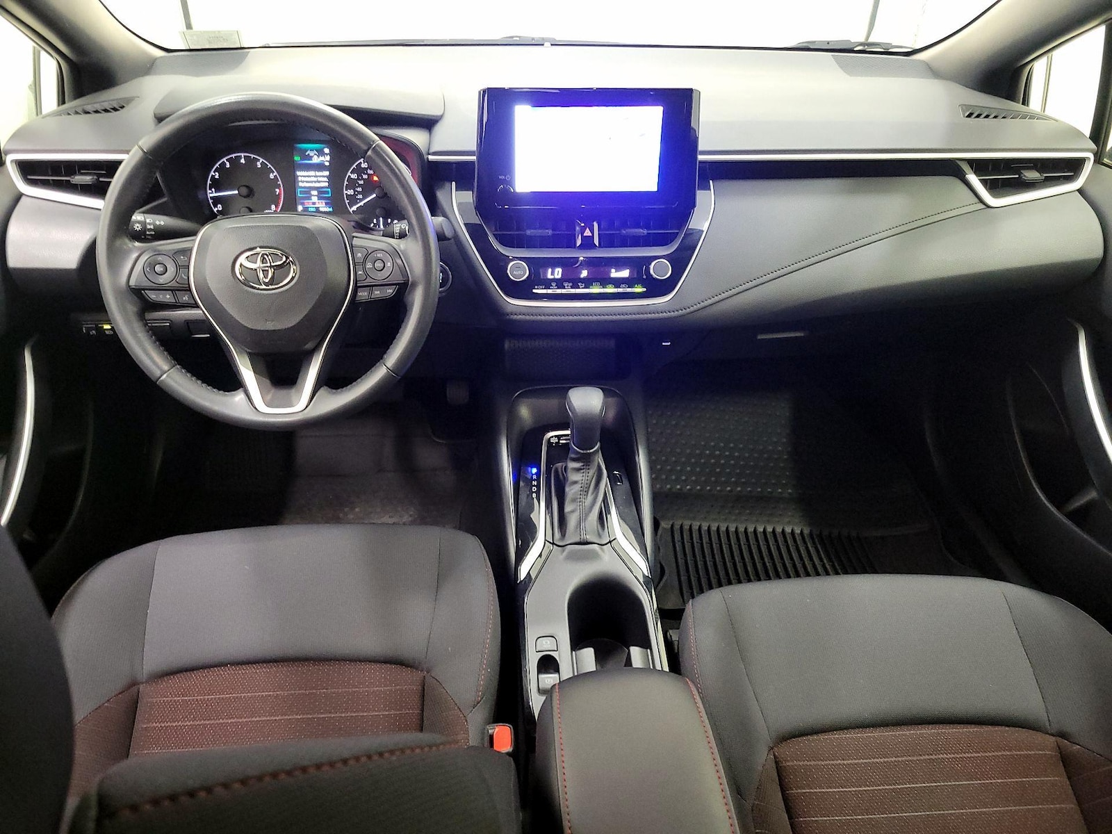 2024 Toyota Corolla SE - Photo 10