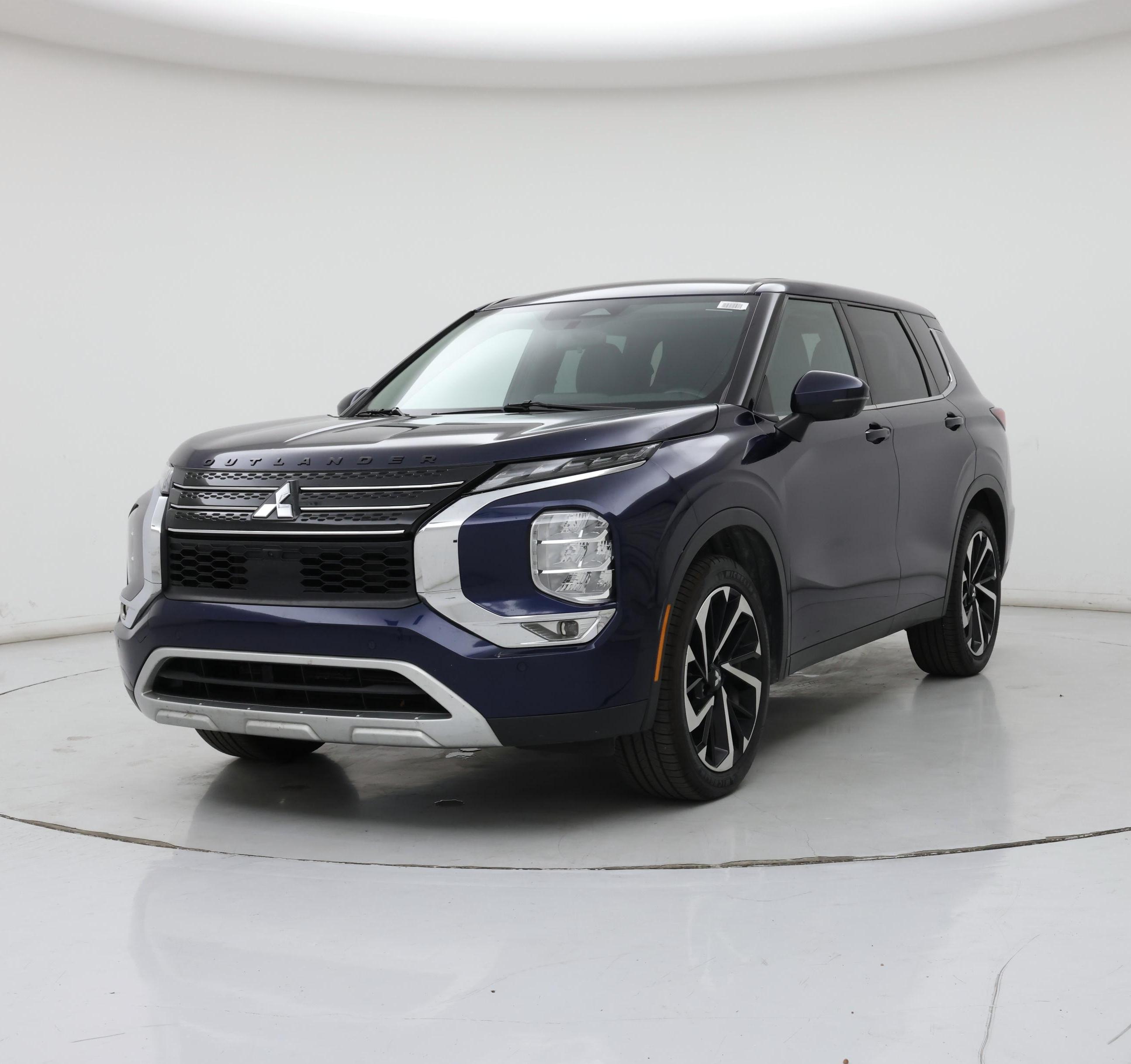 Thumbnail: 2023 Mitsubishi Outlander - 4