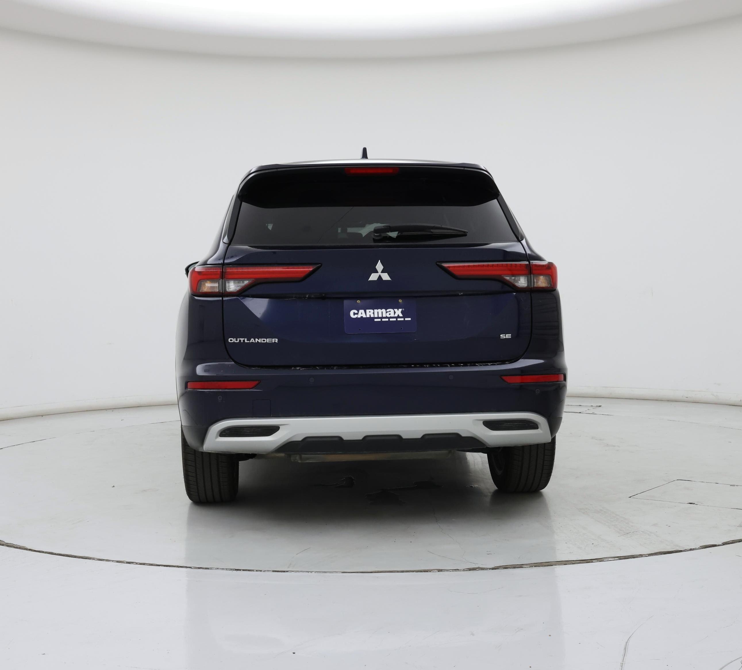 Thumbnail: 2023 Mitsubishi Outlander - 6