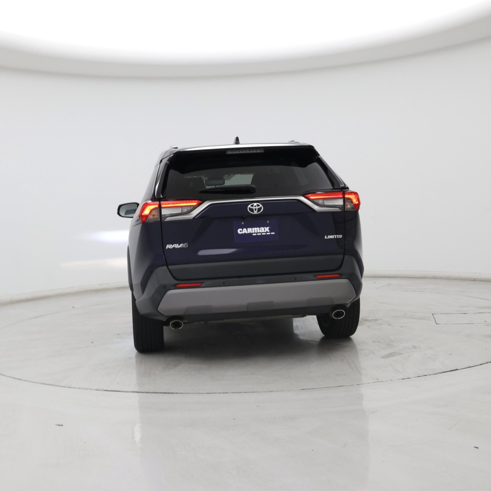 Thumbnail: 2019 Toyota RAV4 - 6