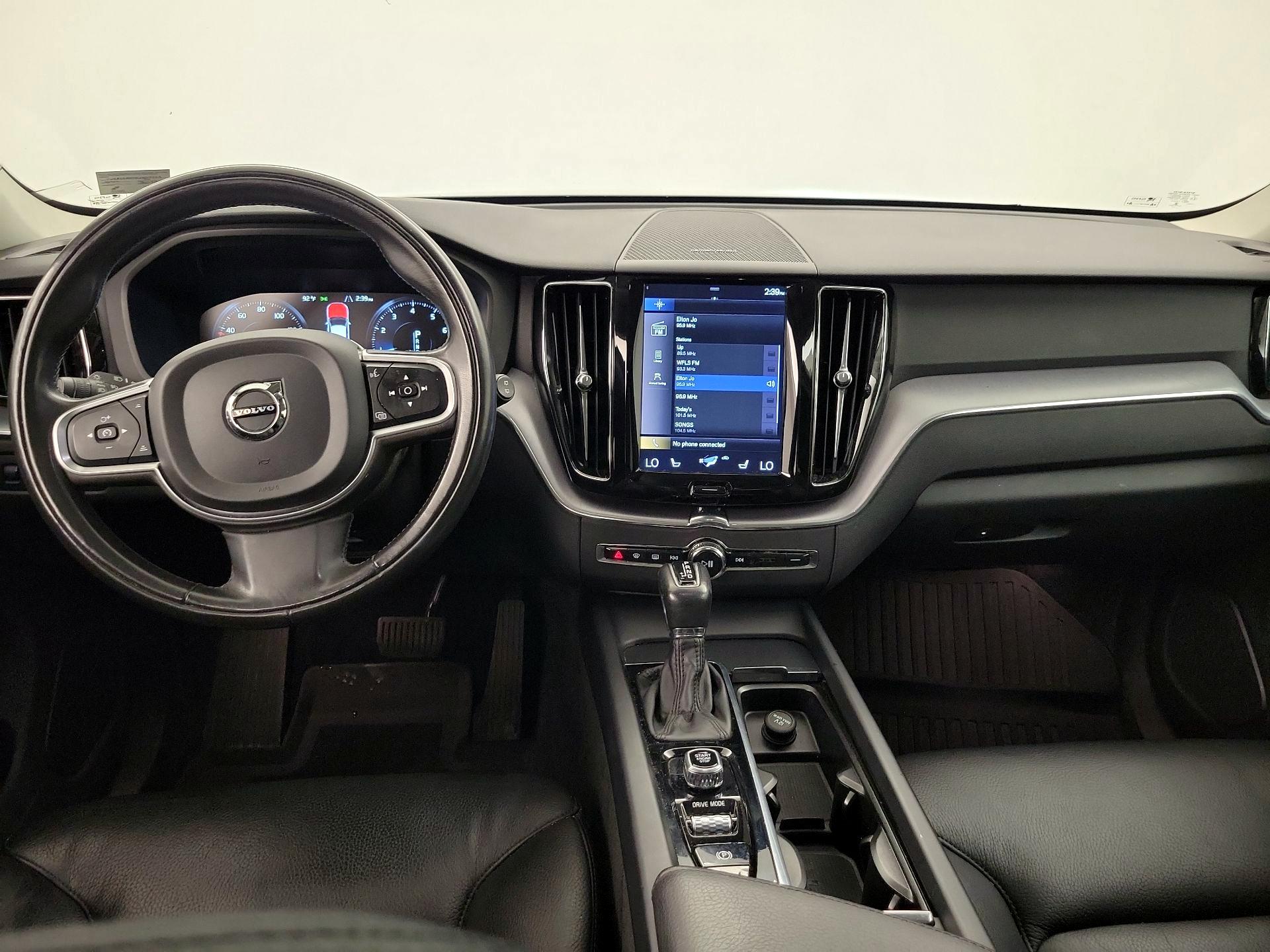Thumbnail: 2020 Volvo XC60 - 9