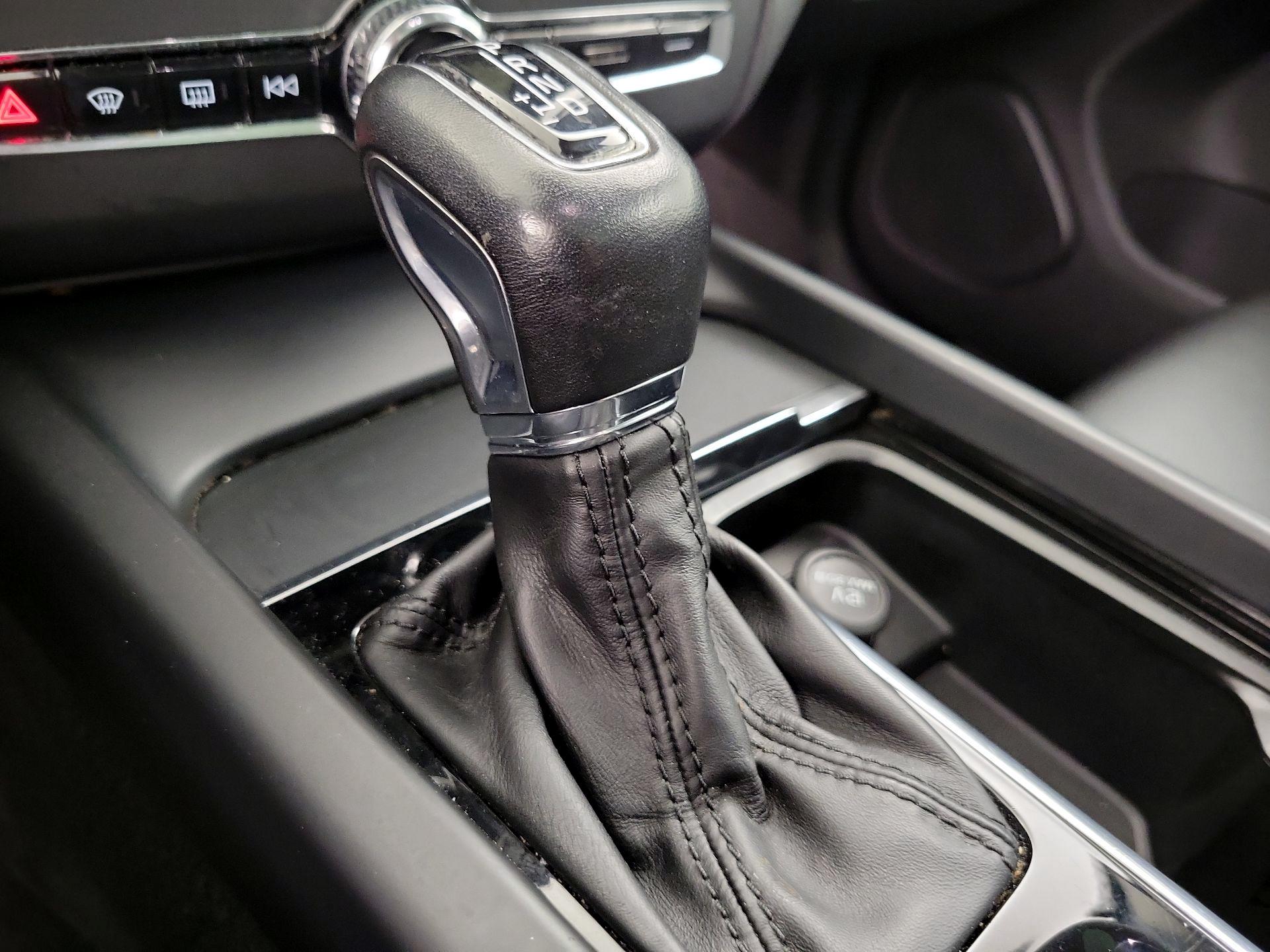 Thumbnail: 2020 Volvo XC60 - 18