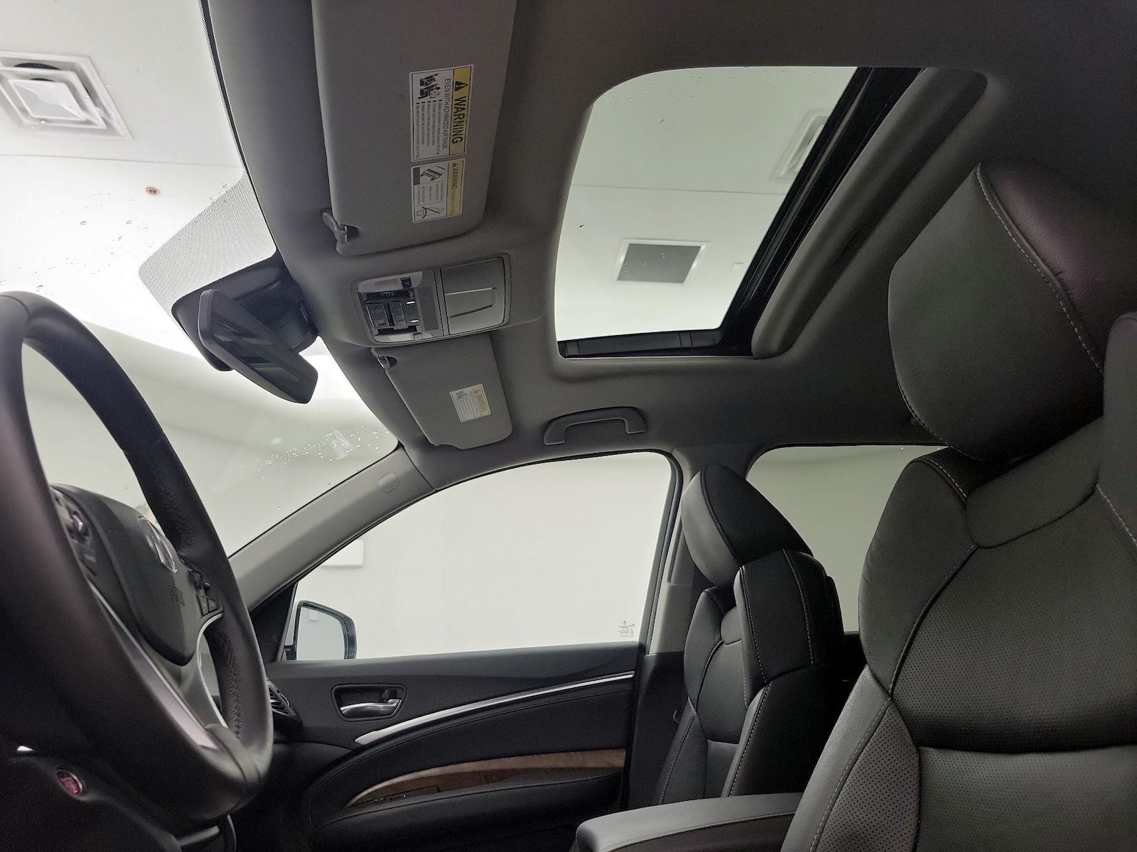 Sunroof(s) & Overhead Airbags