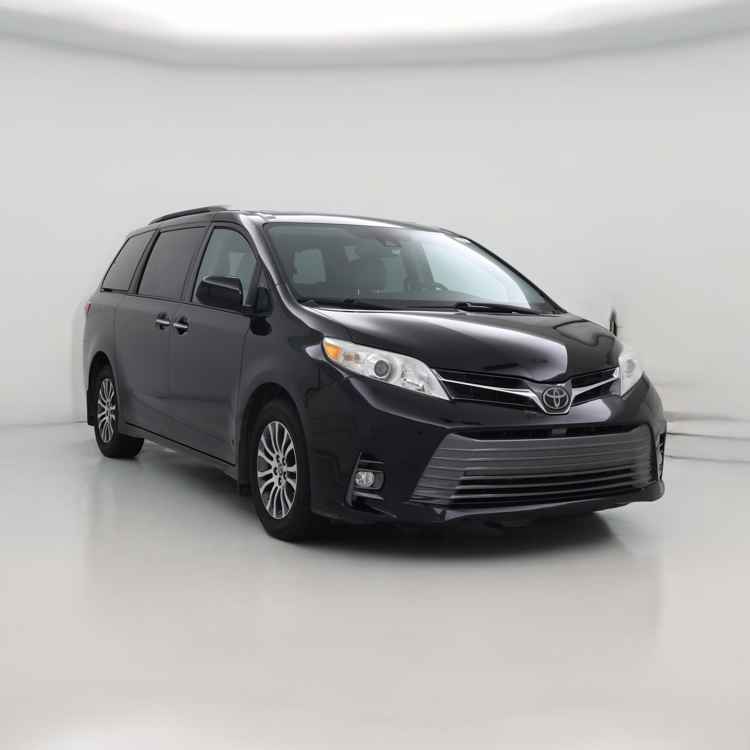 Thumbnail: 2019 Toyota Sienna - 1