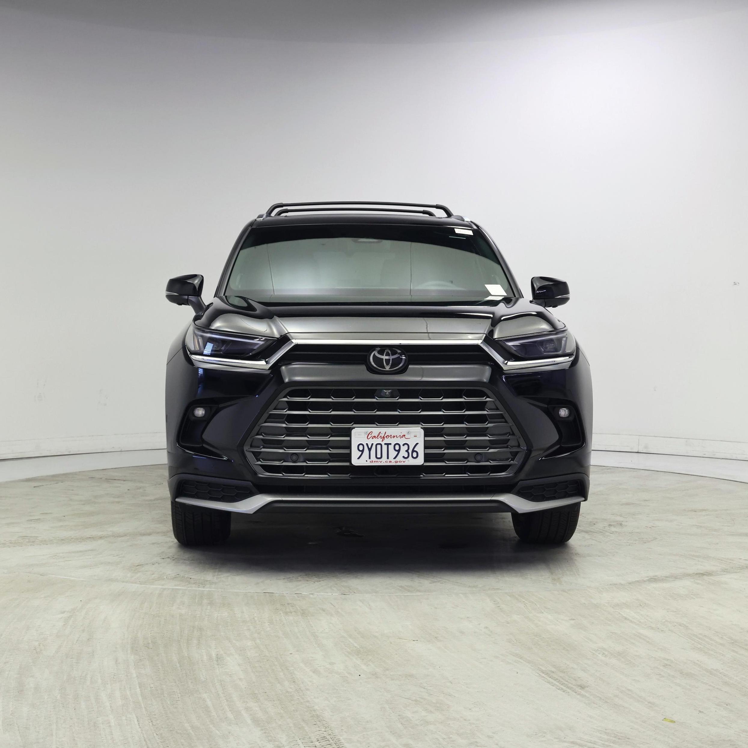 Thumbnail: 2026 Toyota Highlander - 5