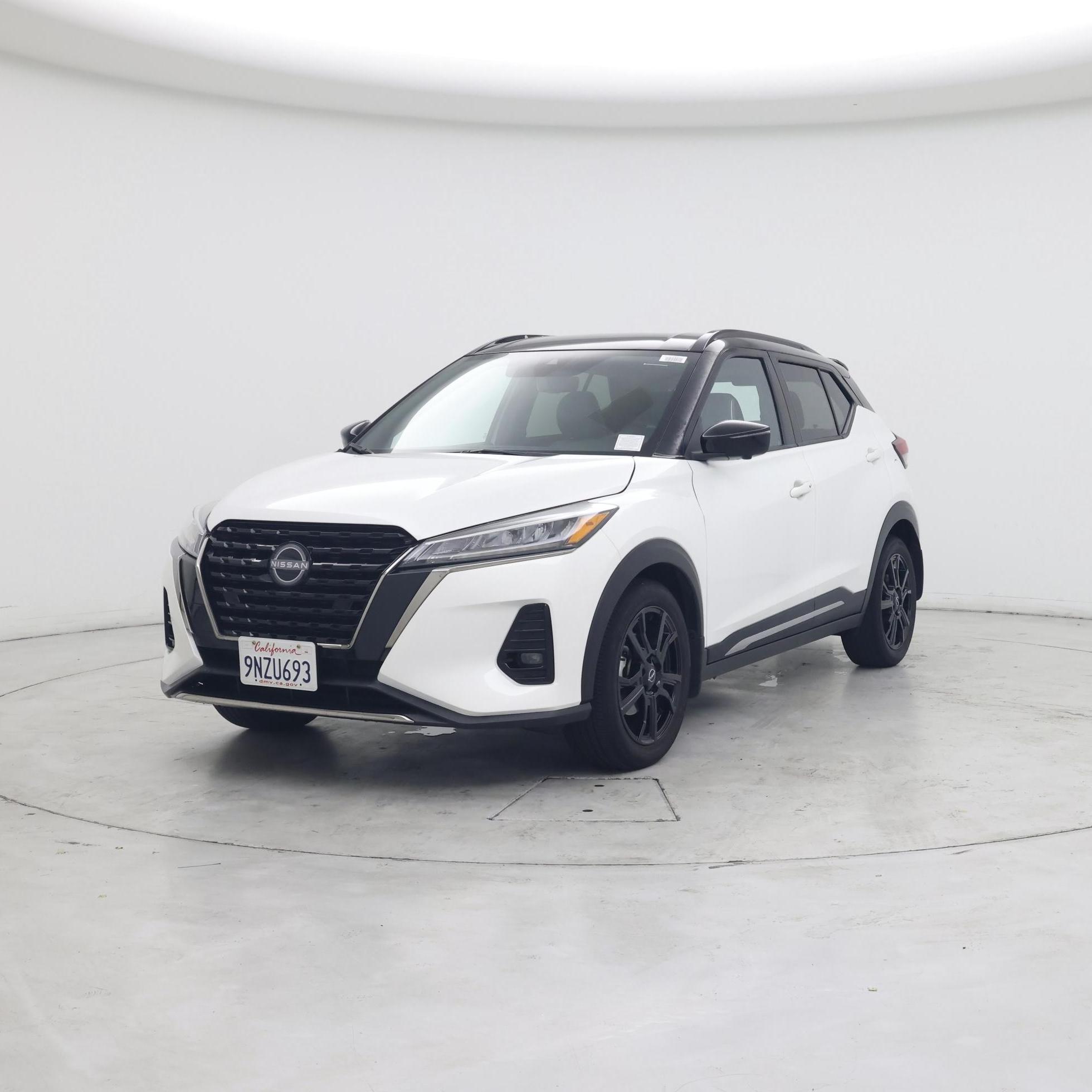 Thumbnail: 2024 Nissan Kicks - 4