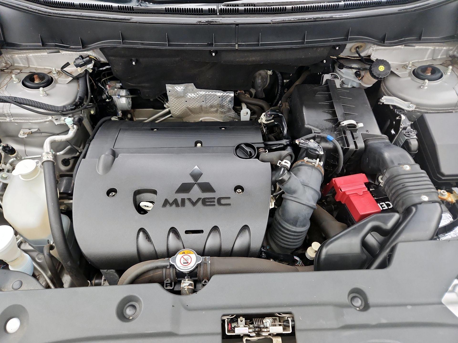 Thumbnail: 2015 Mitsubishi Outlander Sport - 20