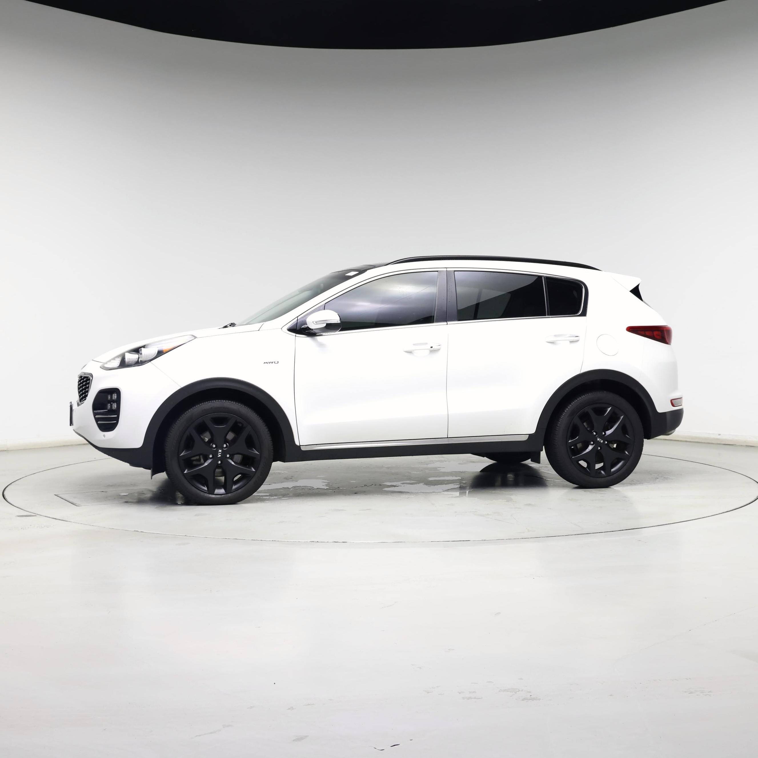 Thumbnail: 2018 Kia Sportage - 3