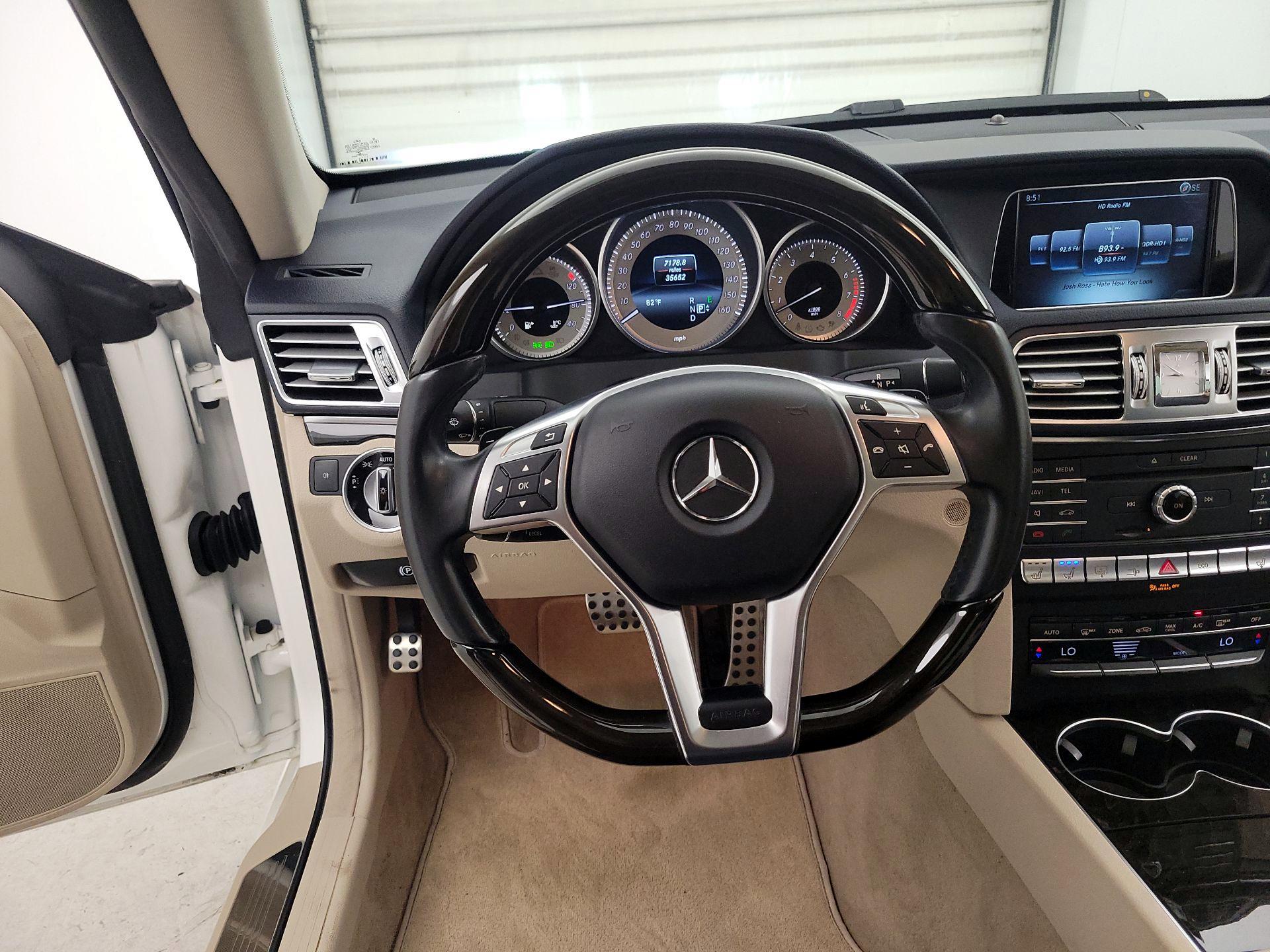 Thumbnail: 2016 Mercedes-Benz E-Class - 10