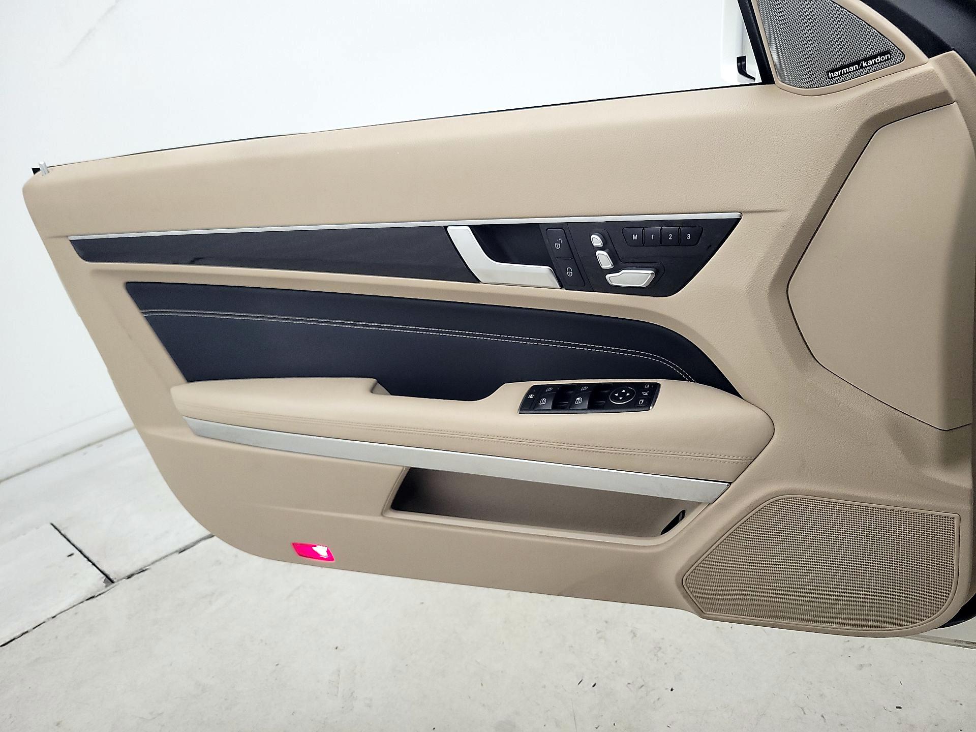 Thumbnail: 2016 Mercedes-Benz E-Class - 12