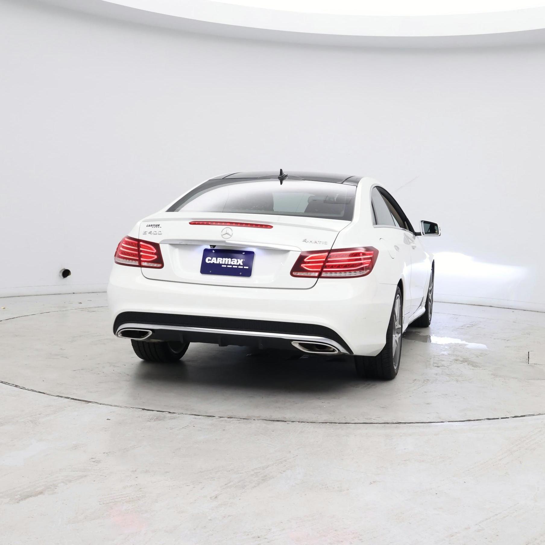 Thumbnail: 2016 Mercedes-Benz E-Class - 8