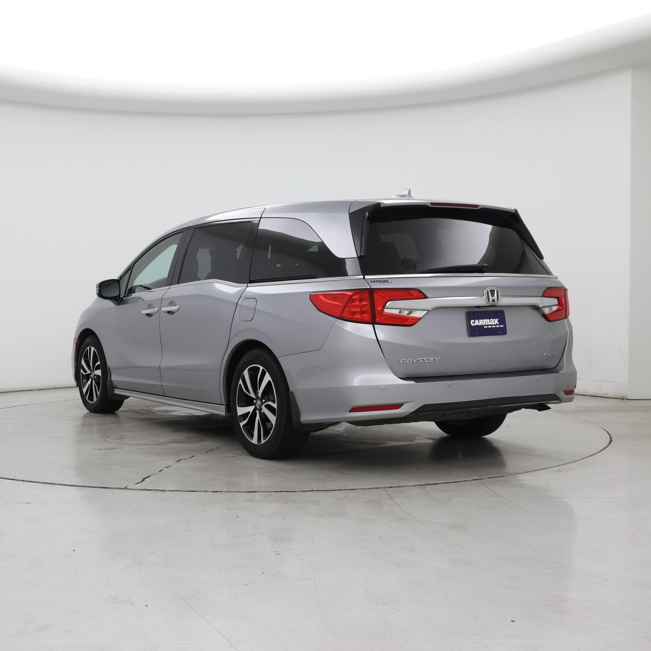 Thumbnail: 2018 Honda Odyssey - 2