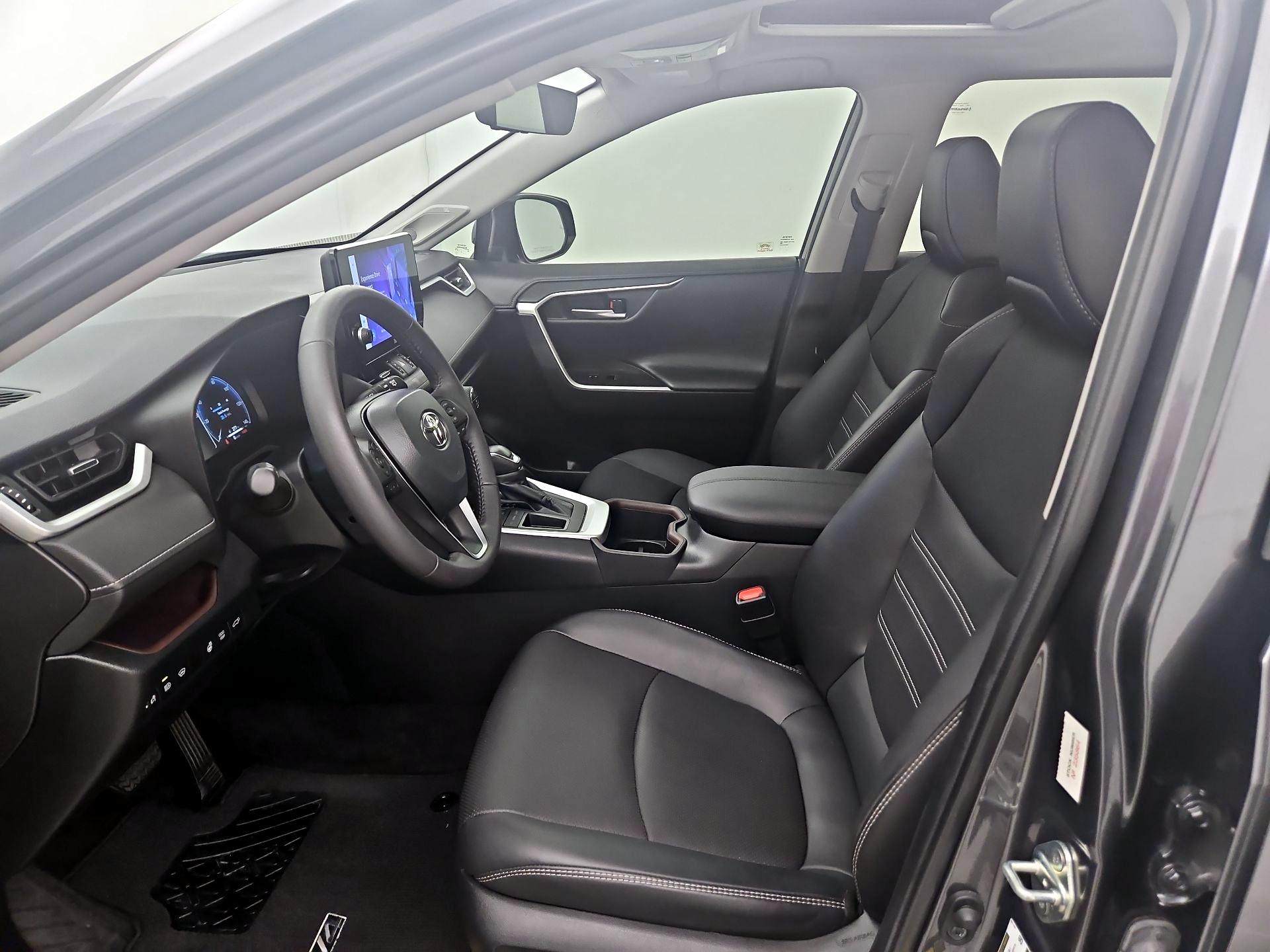 Thumbnail: 2023 Toyota RAV4 - 11