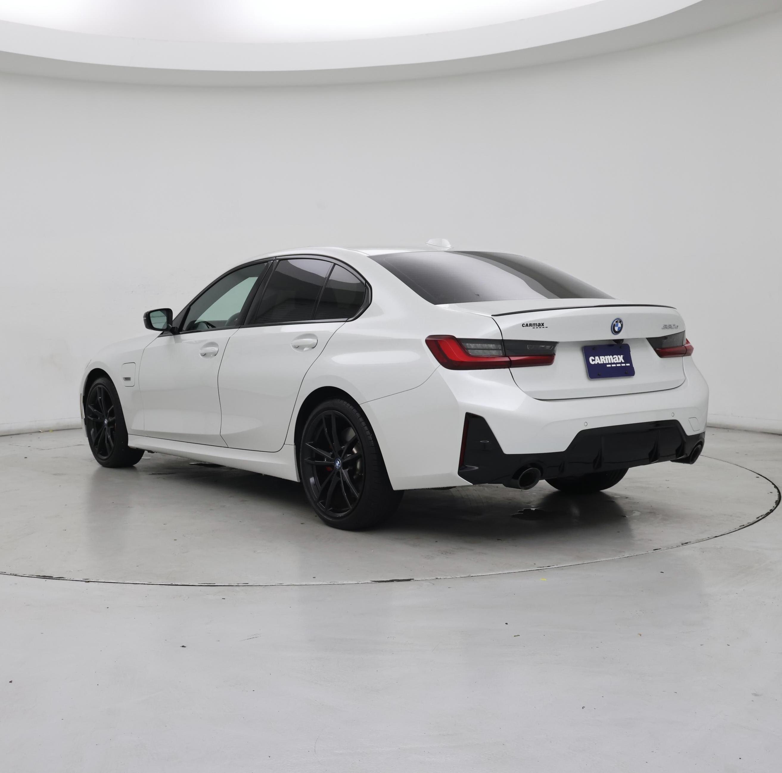 Thumbnail: 2023 BMW 3 Series - 2