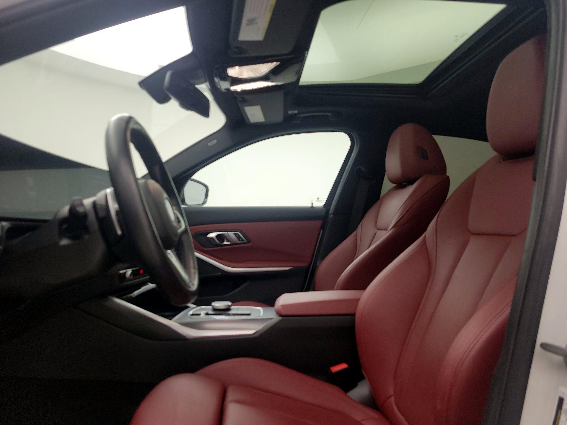 Thumbnail: 2023 BMW 3 Series - 20