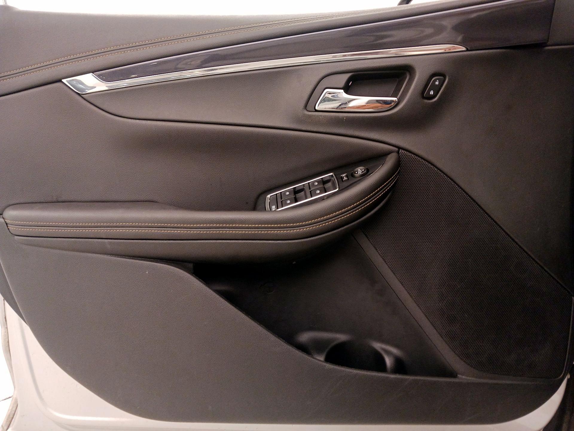 Thumbnail: 2017 Chevrolet Impala - 12