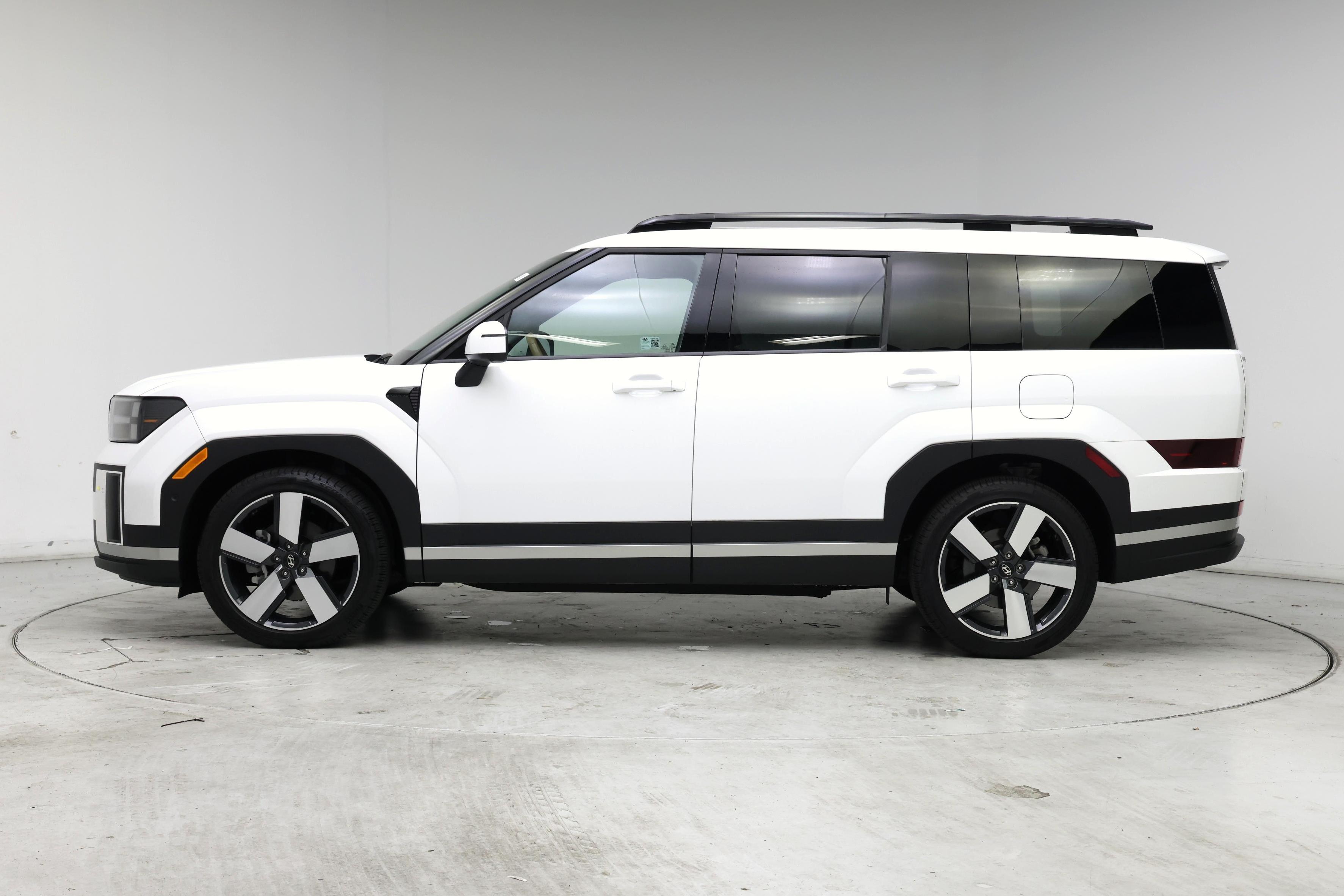 Thumbnail: 2024 Hyundai Santa Fe - 3