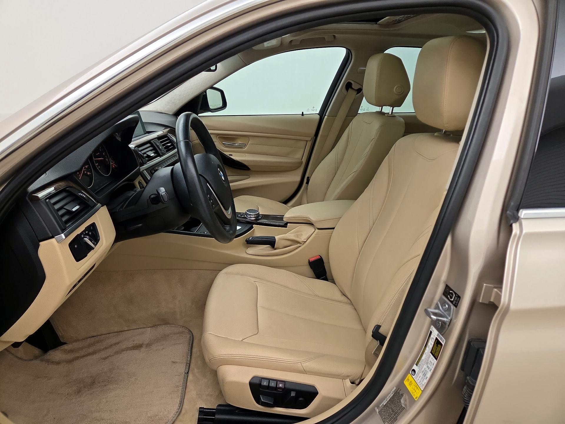 Thumbnail: 2015 BMW 3 Series - 11
