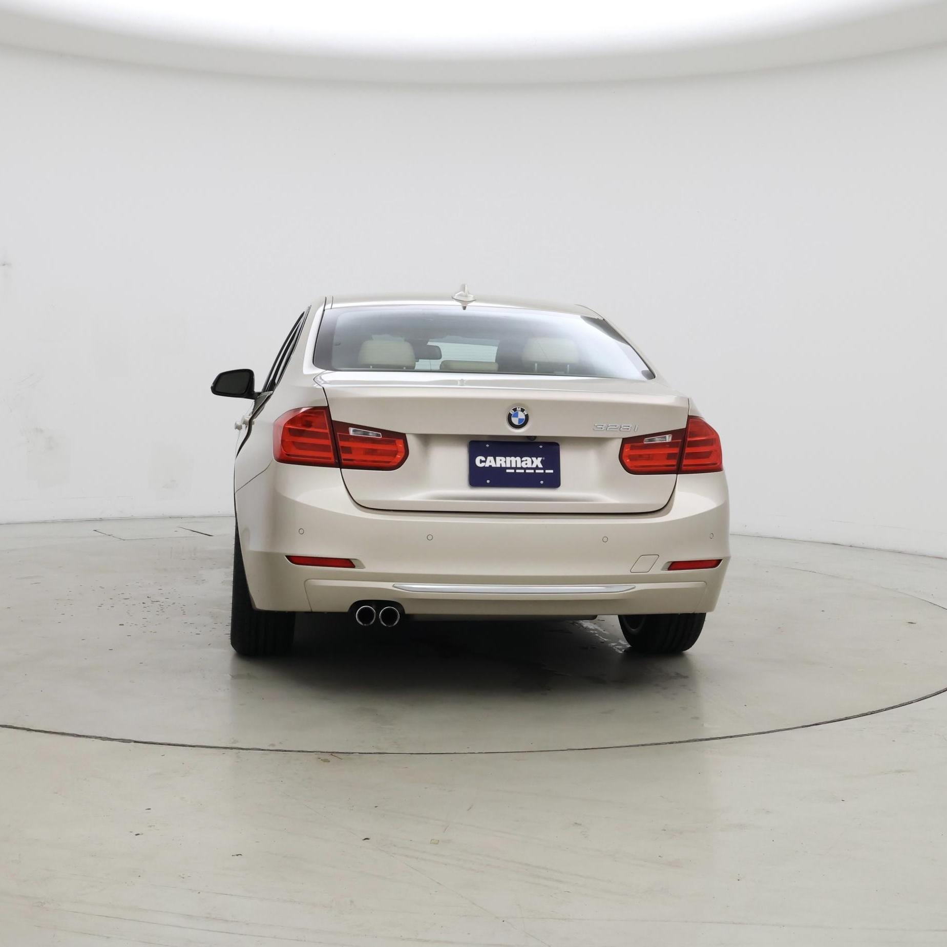 Thumbnail: 2015 BMW 3 Series - 6