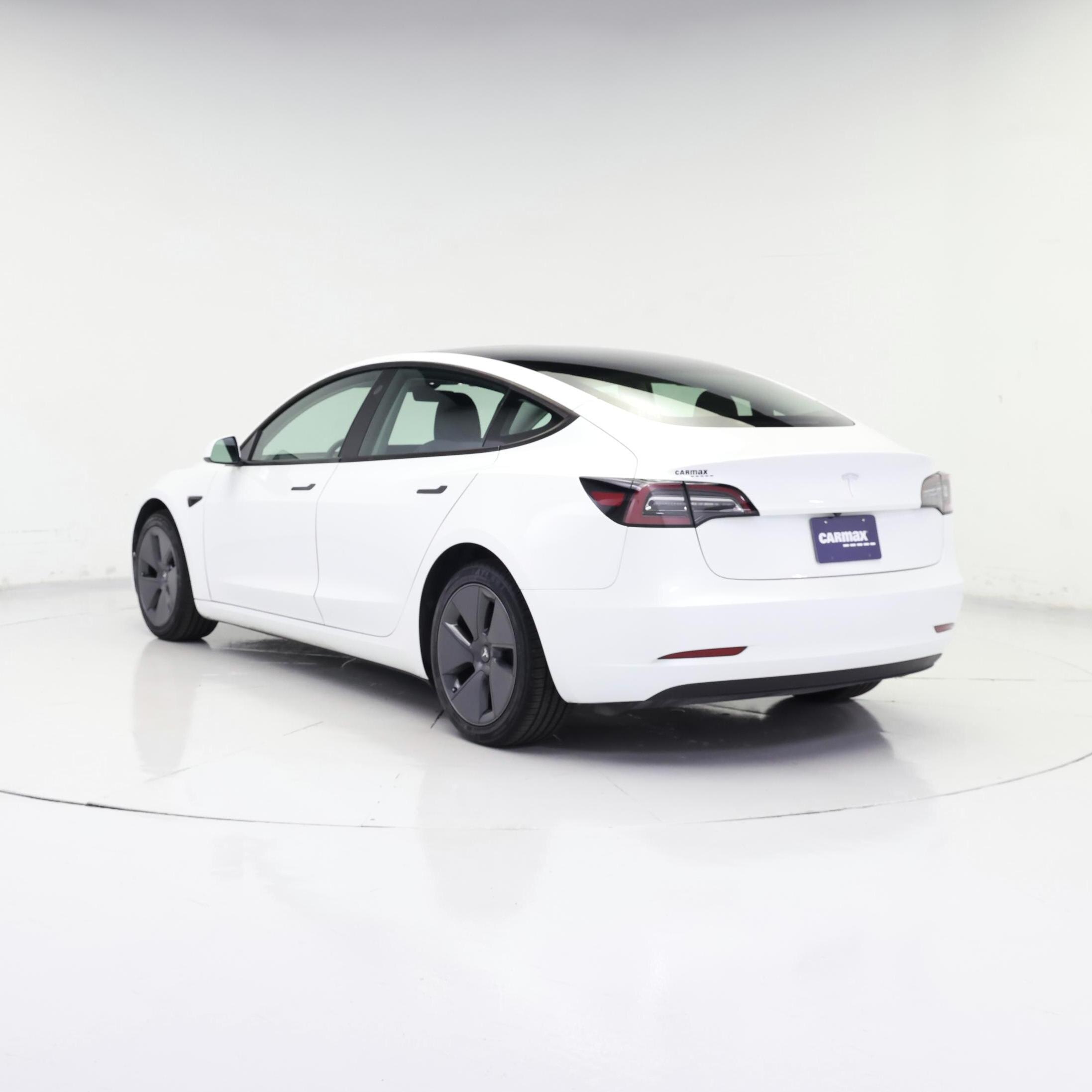 Thumbnail: 2023 Tesla Model 3 - 2