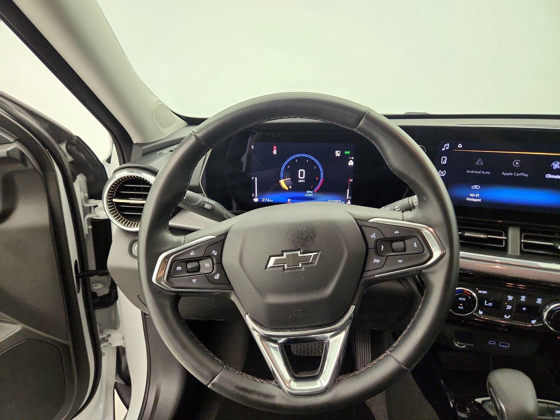 Thumbnail: 2025 Chevrolet Trax - 10
