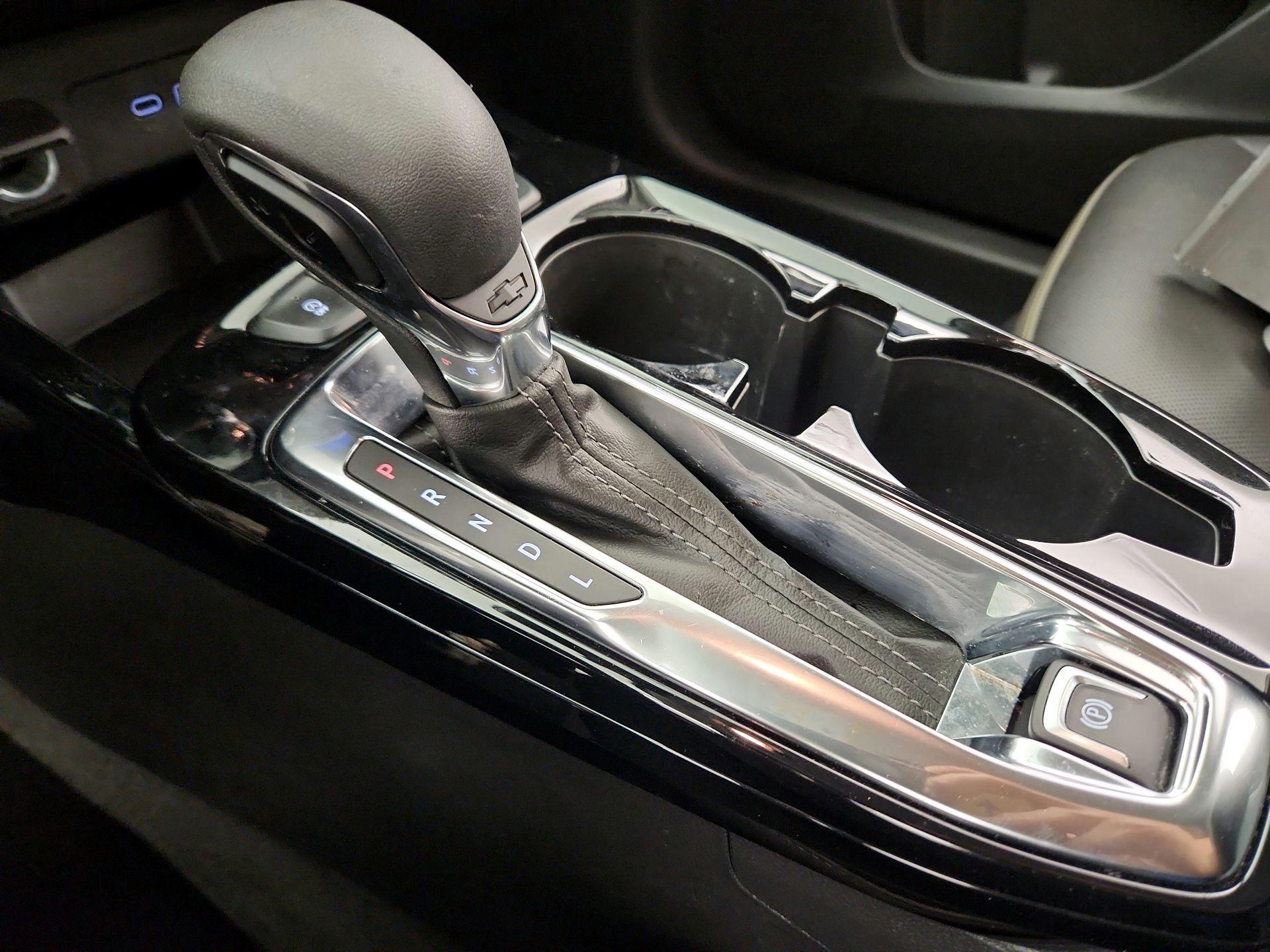 Thumbnail: 2025 Chevrolet Trax - 17