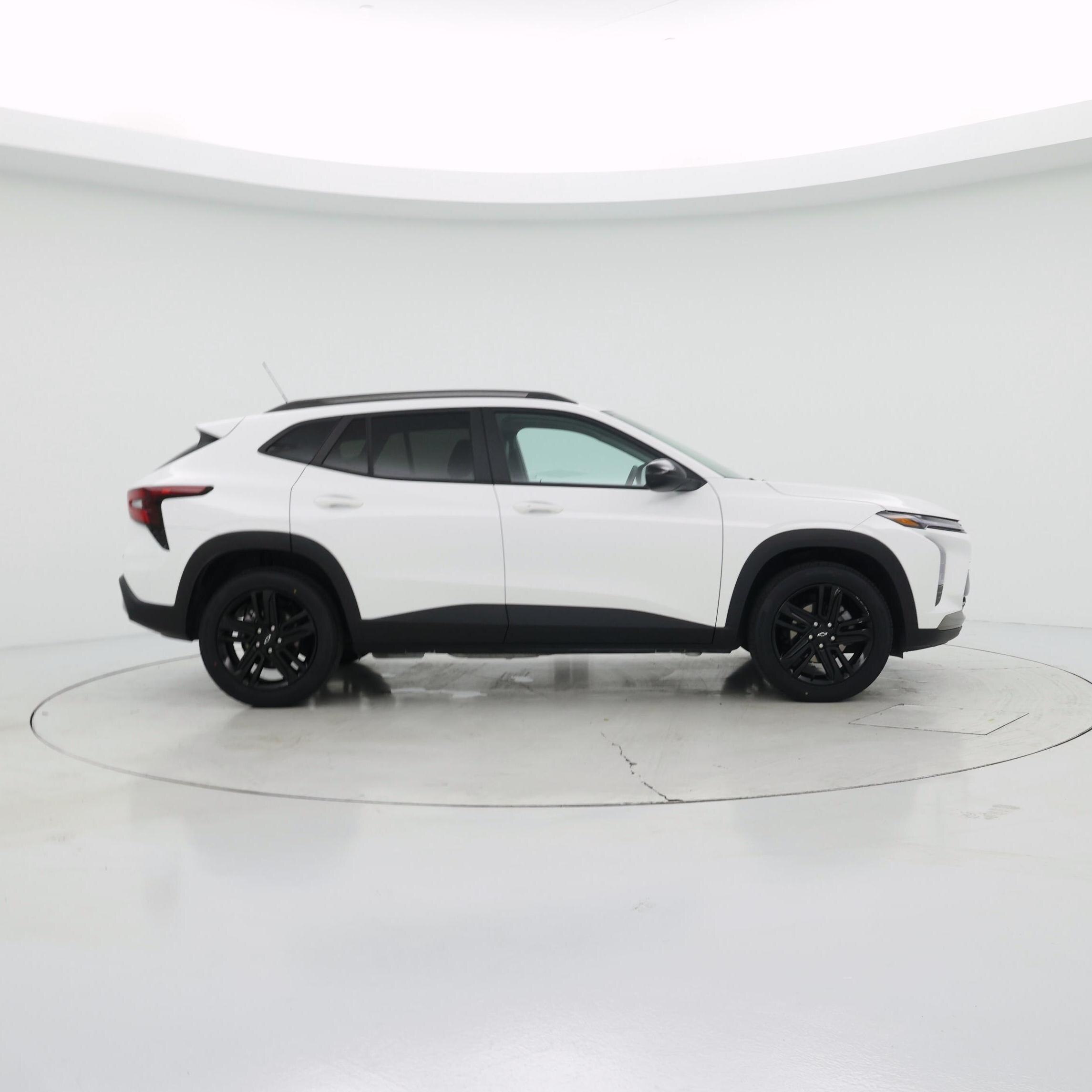 Thumbnail: 2025 Chevrolet Trax - 7