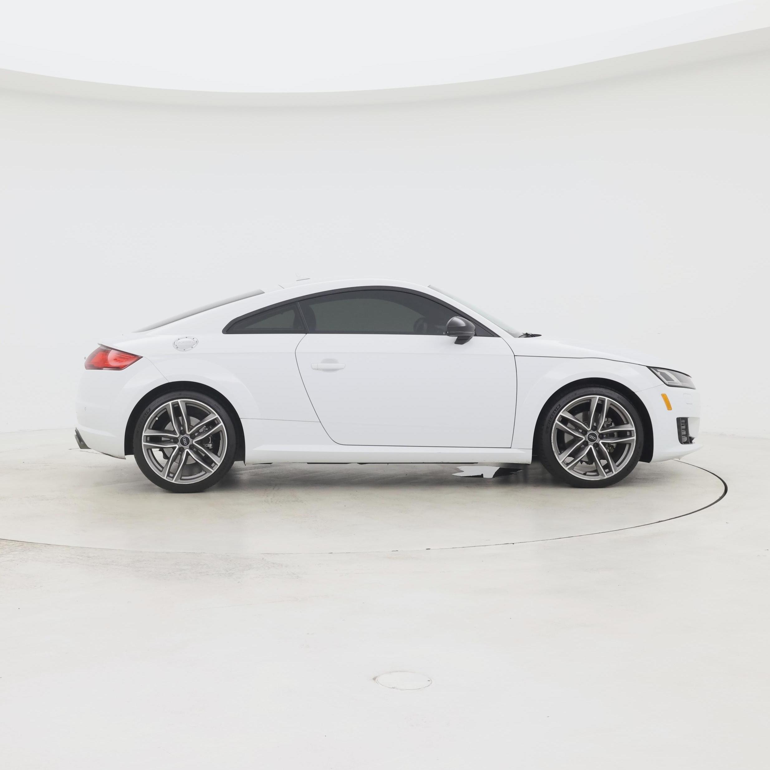 Thumbnail: 2017 Audi TT - 7