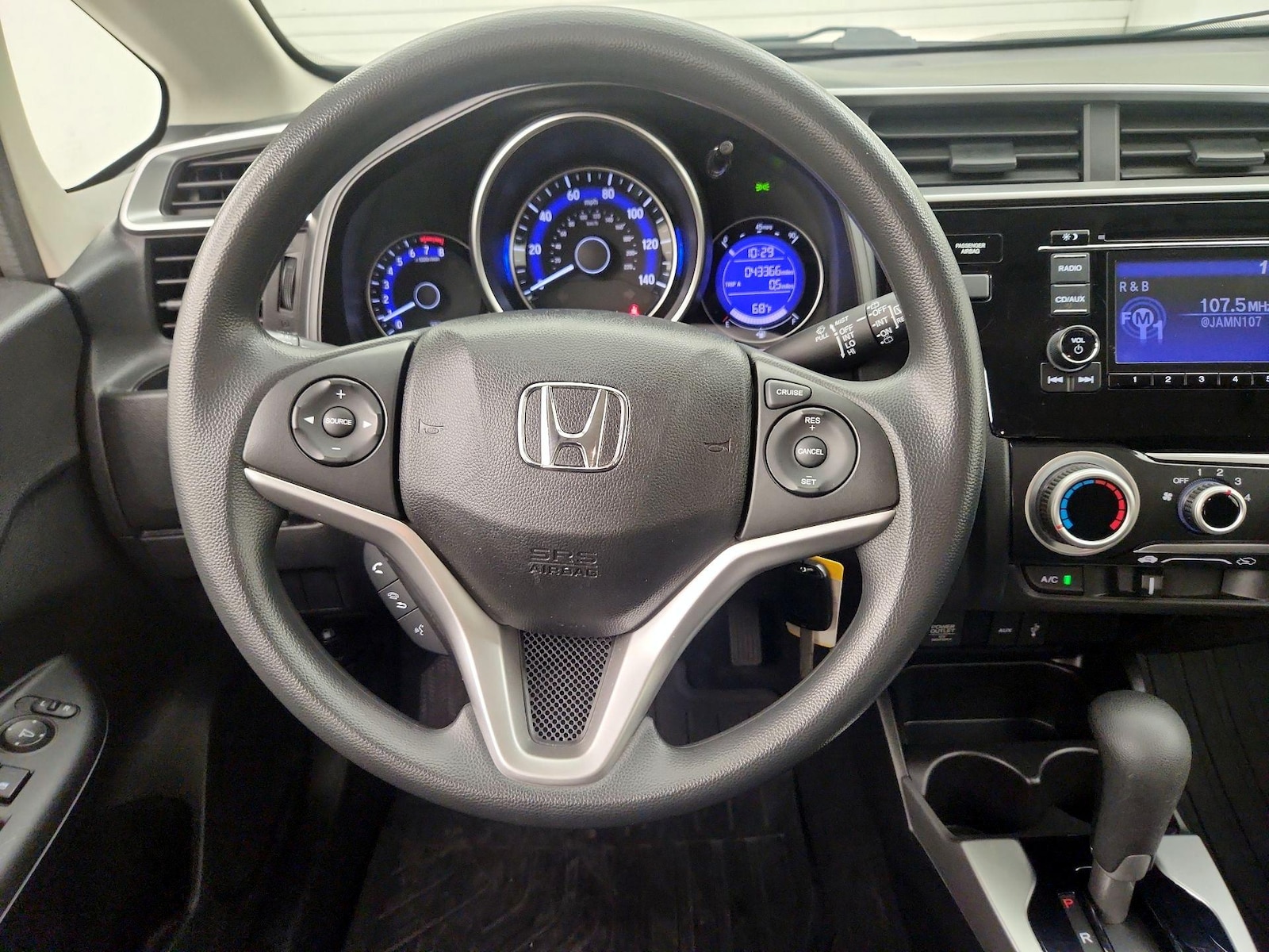 2016 Honda Fit LX - Photo 11