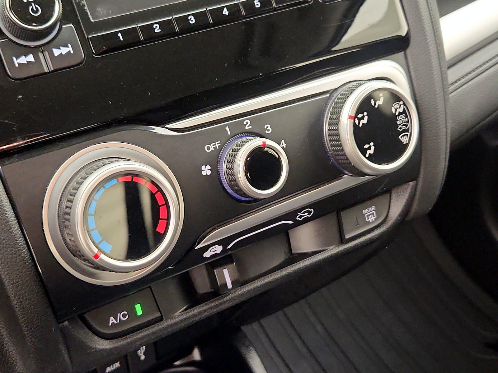 2016 Honda Fit LX - Photo 17