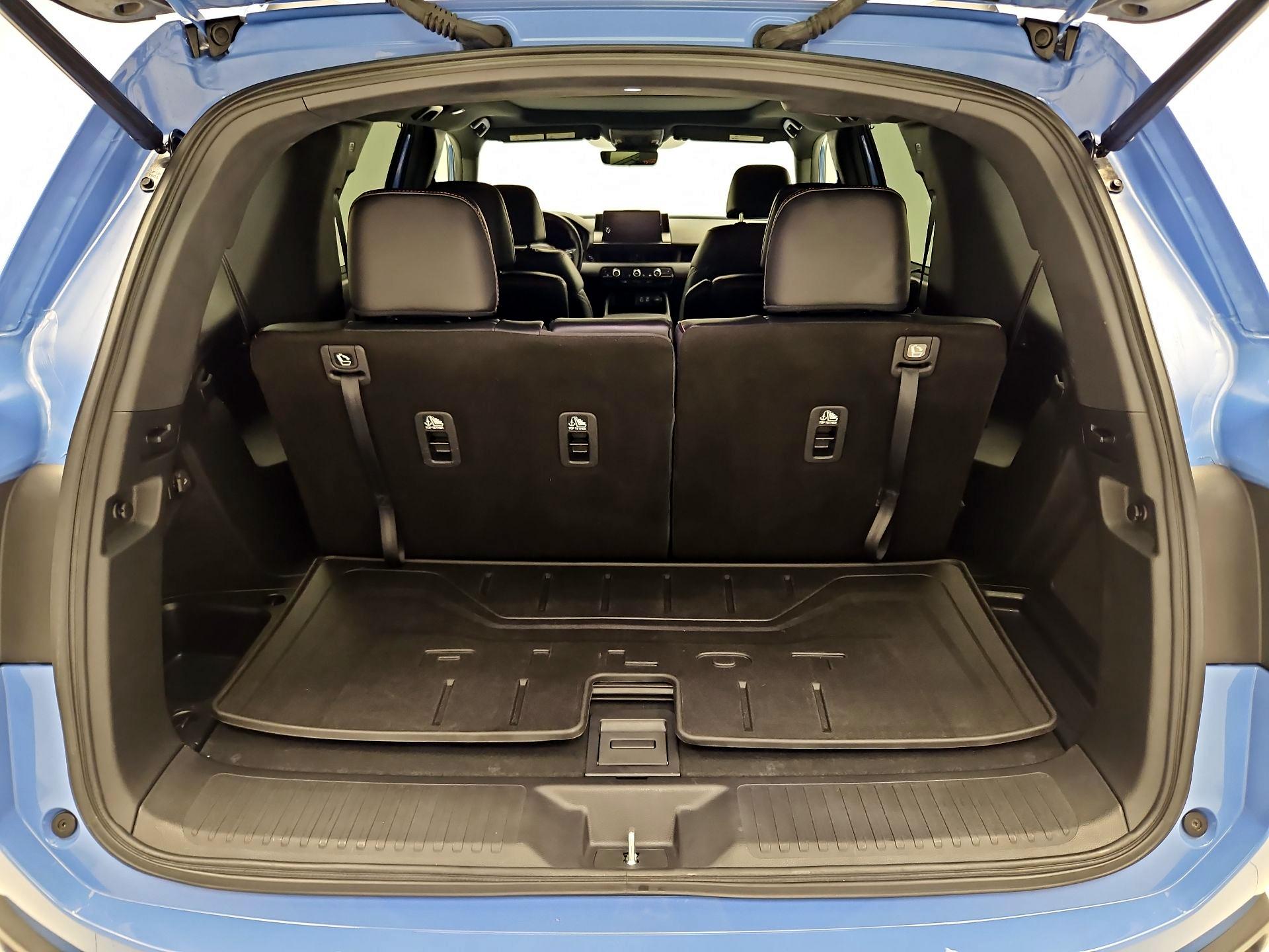 Thumbnail: 2024 Honda Pilot - 18
