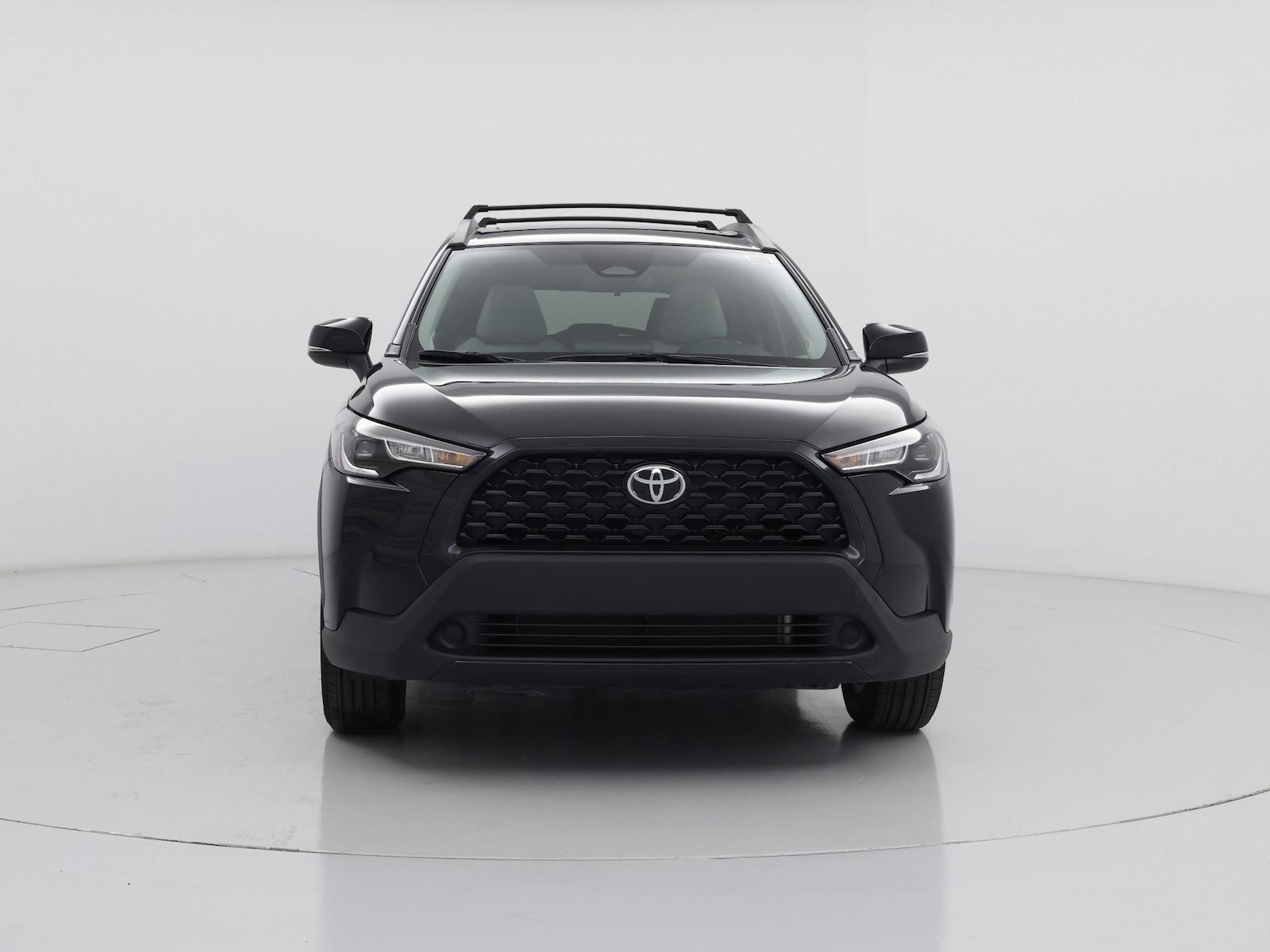 2025 Toyota Corolla Cross LE - Photo 6