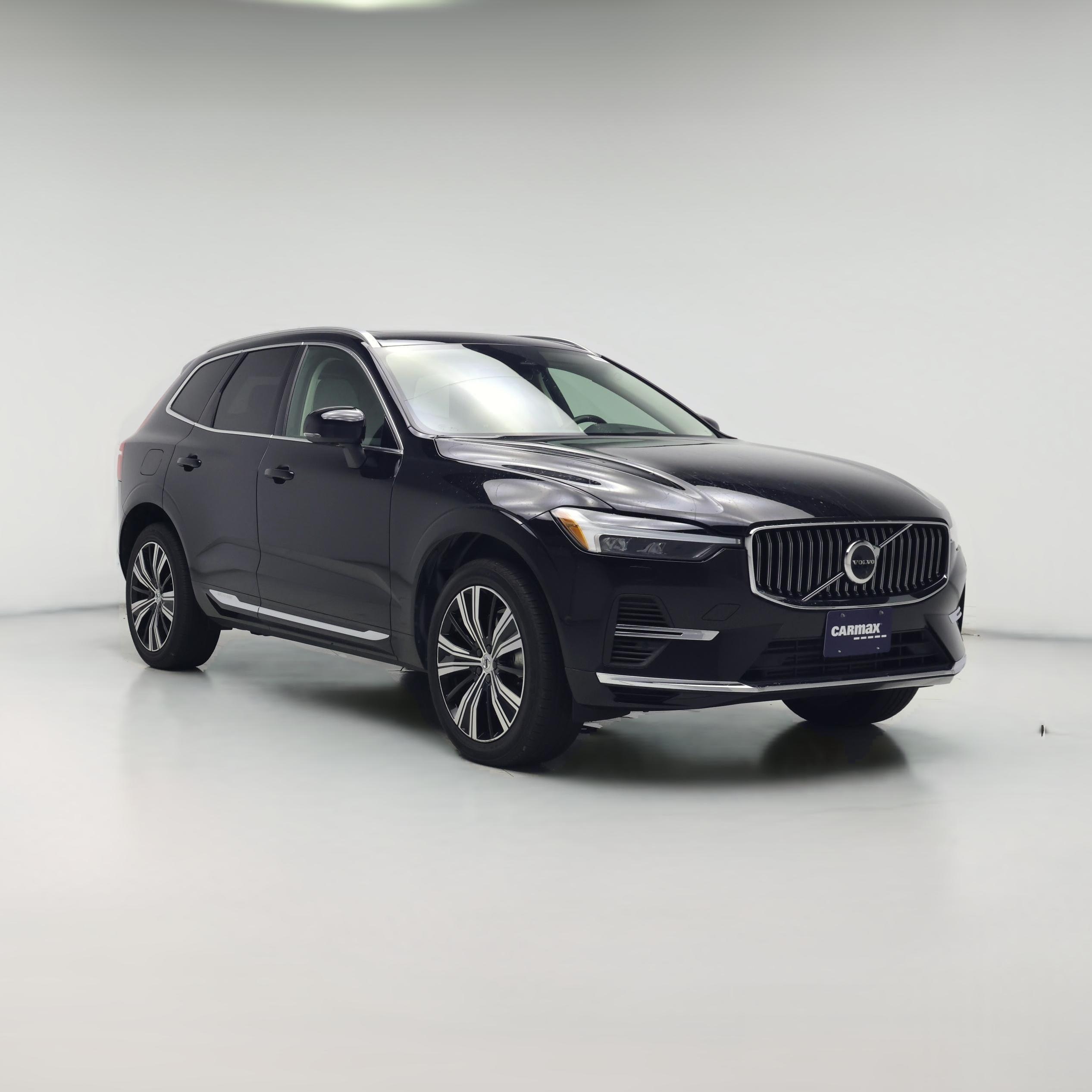 Thumbnail: 2022 Volvo XC60 - 1