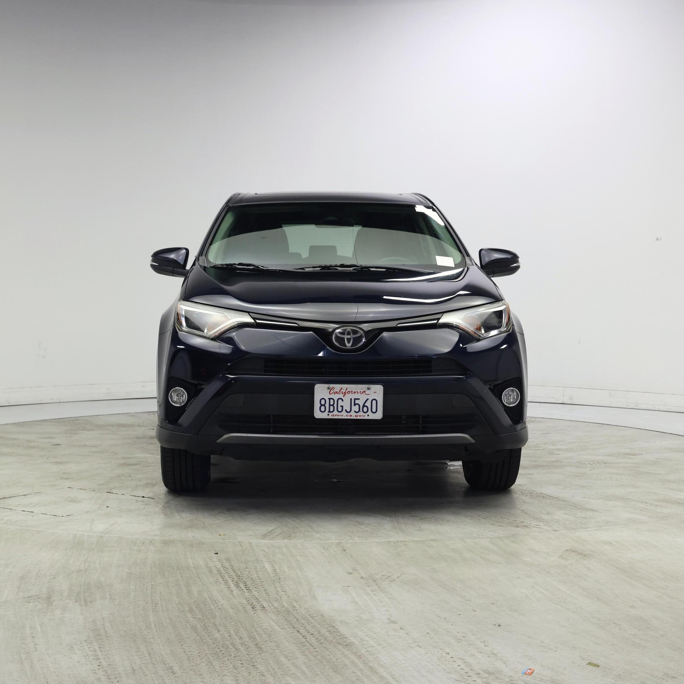 Thumbnail: 2018 Toyota RAV4 - 5