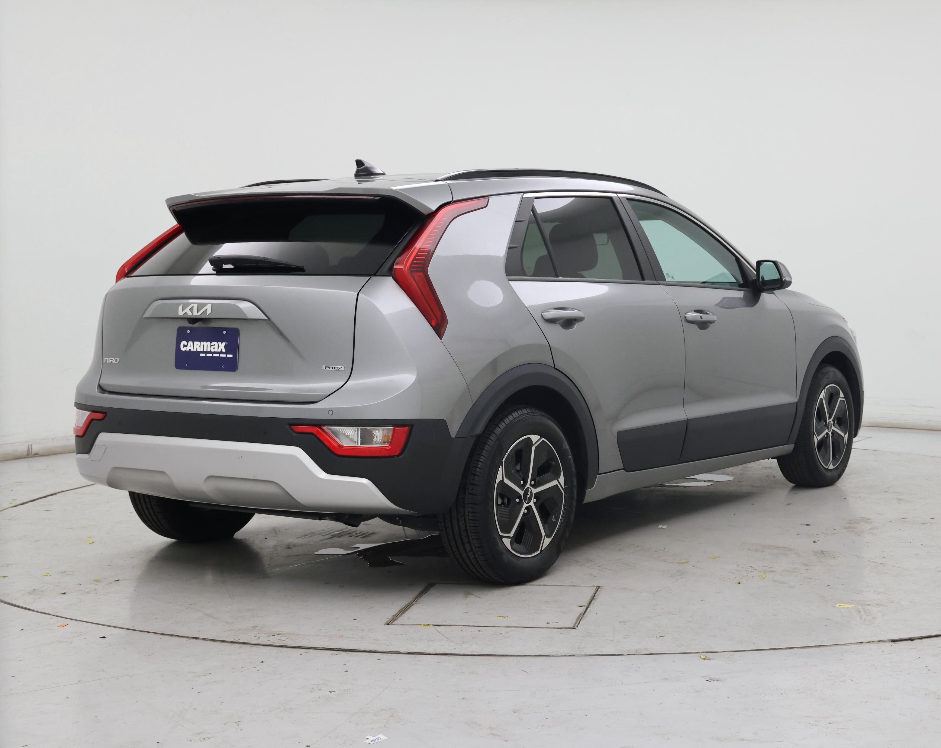 Thumbnail: 2024 Kia Niro - 8
