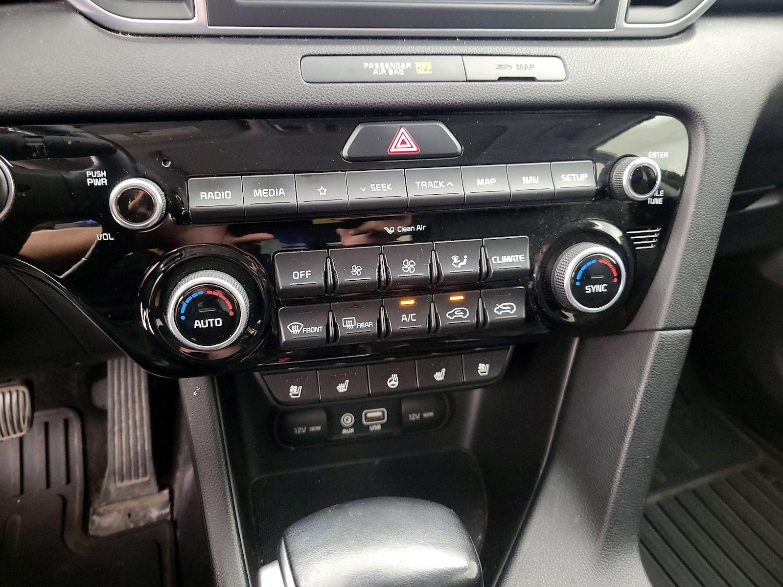 2018 Kia Sportage EX - Photo 18
