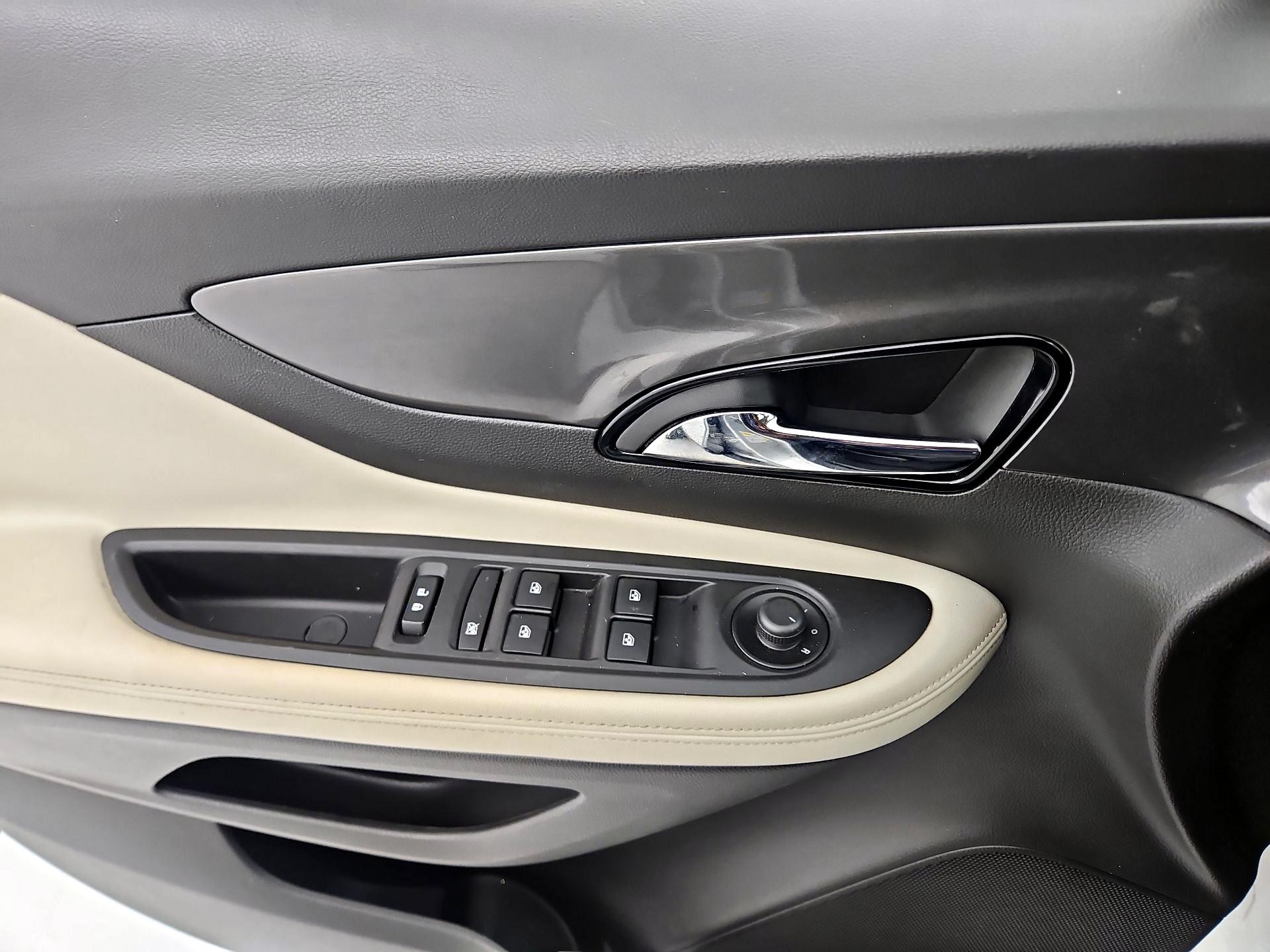 Thumbnail: 2017 Buick Encore - 12