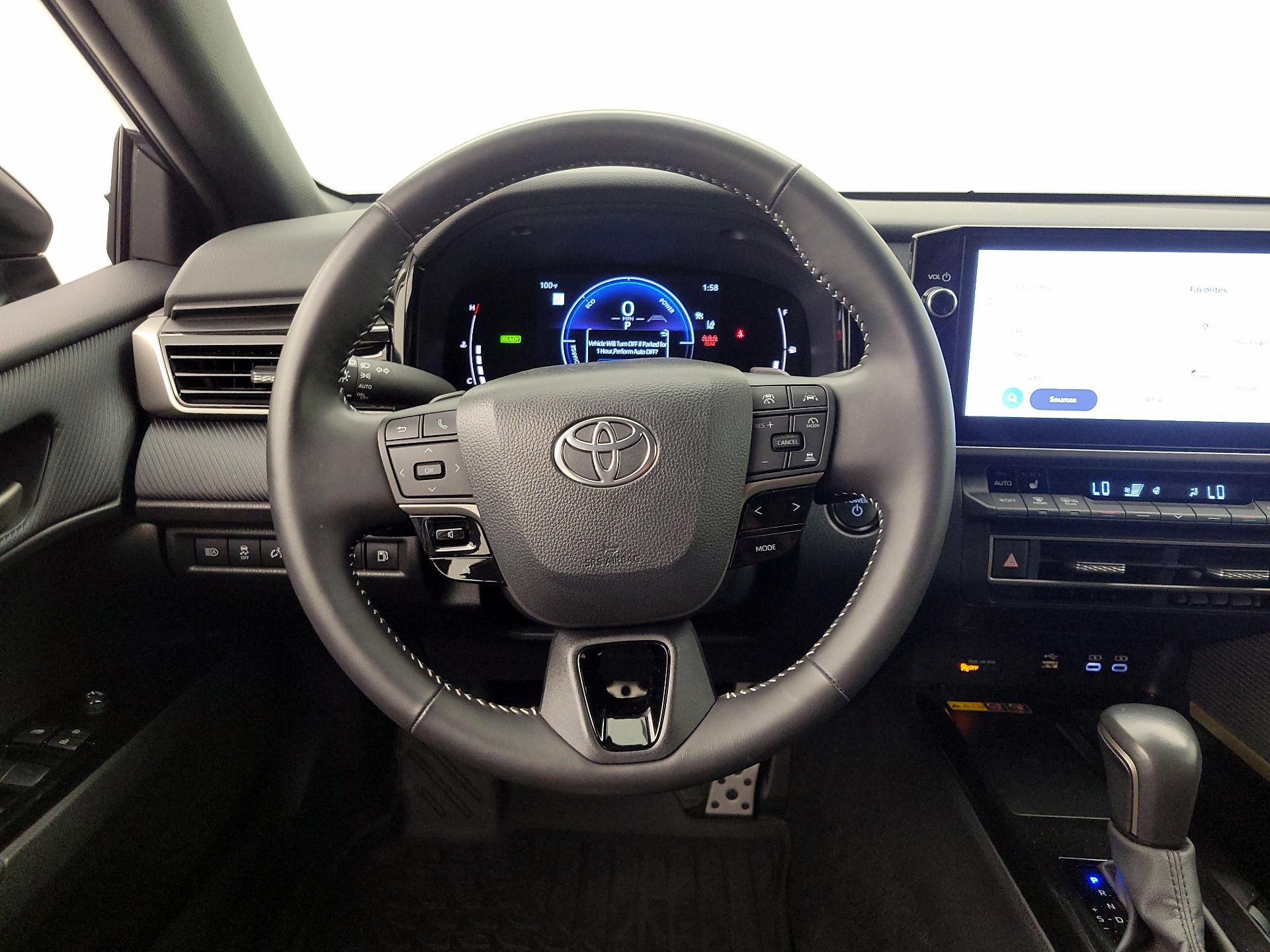 Thumbnail: 2025 Toyota Camry - 10