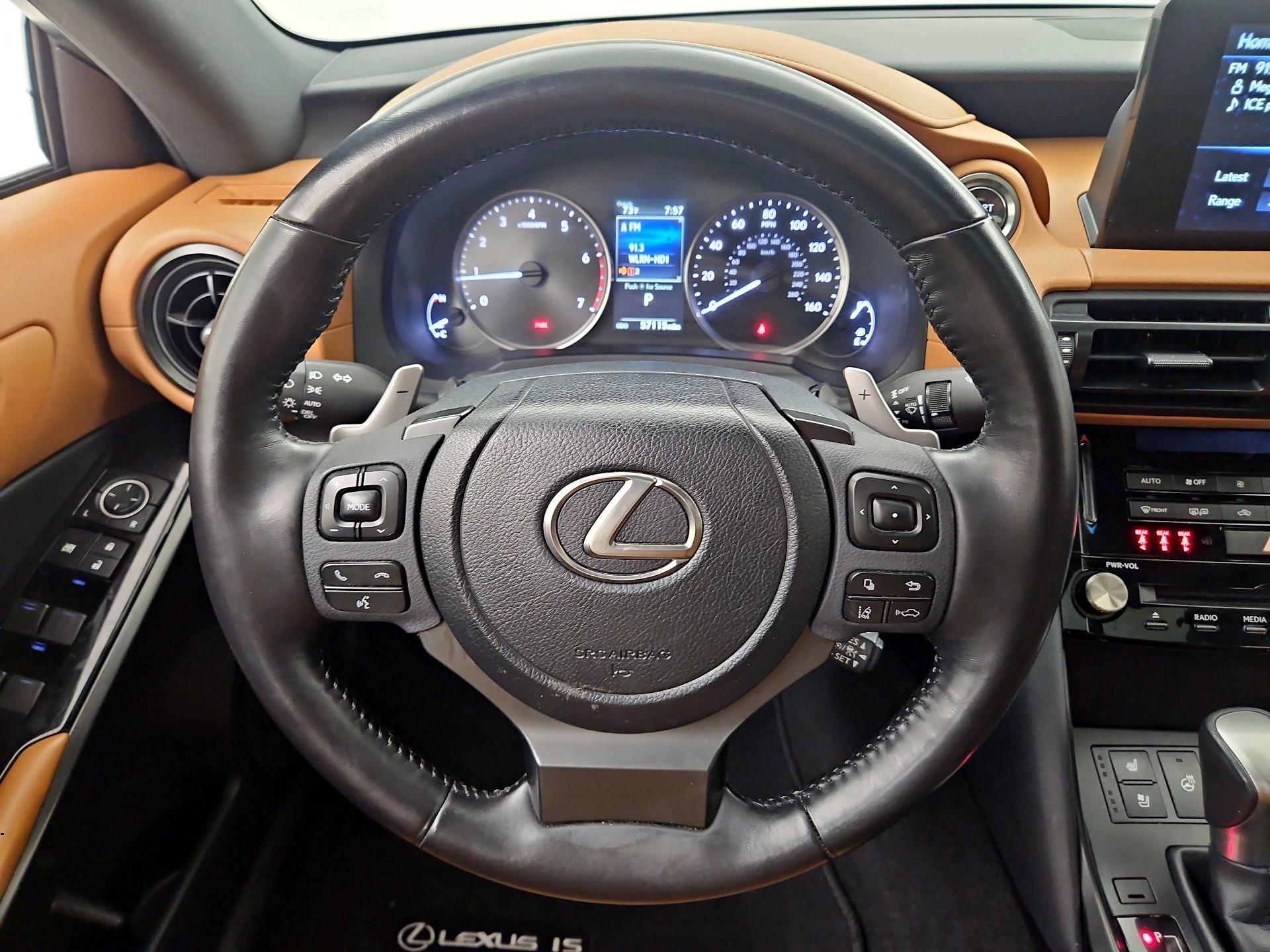 Thumbnail: 2023 Lexus IS - 10