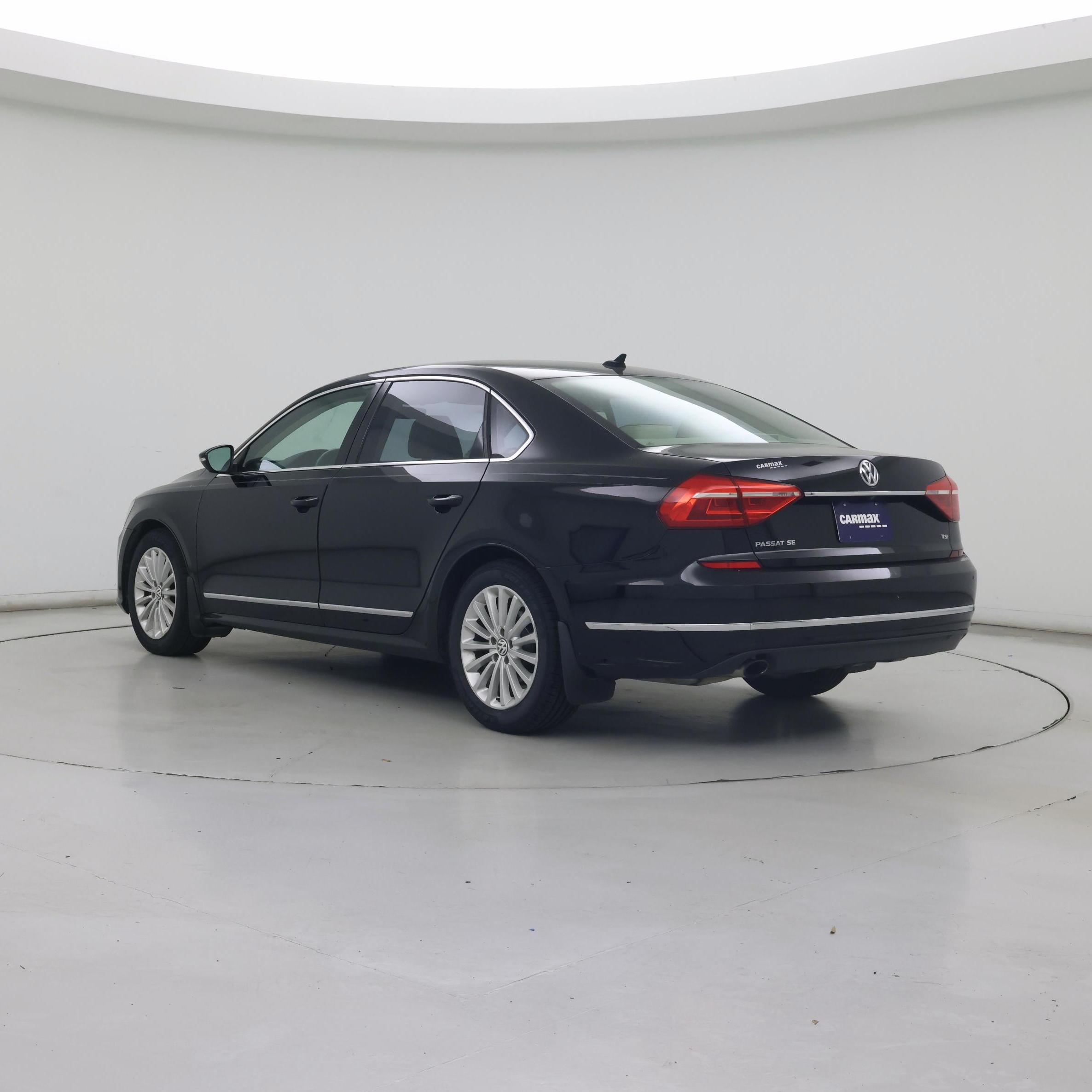 Thumbnail: 2016 Volkswagen Passat - 2