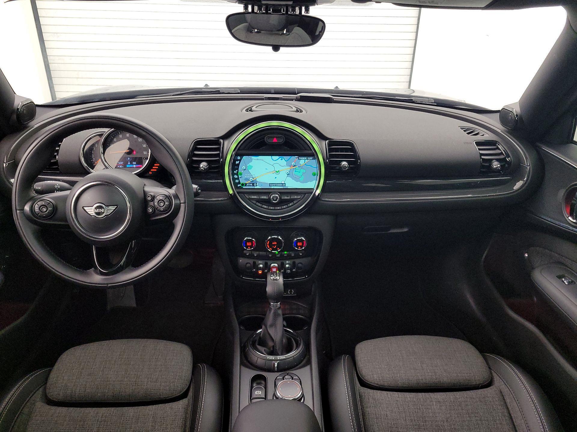 Thumbnail: 2017 MINI Cooper Clubman - 9