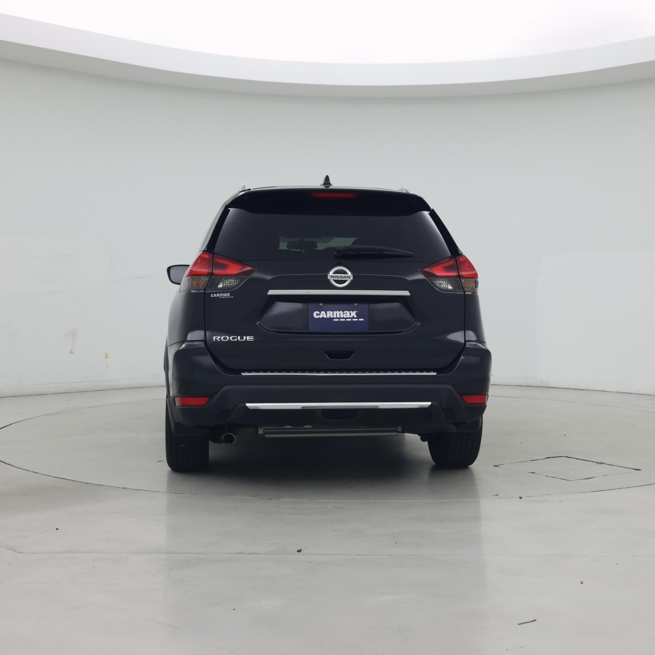 Thumbnail: 2017 Nissan Rogue - 6