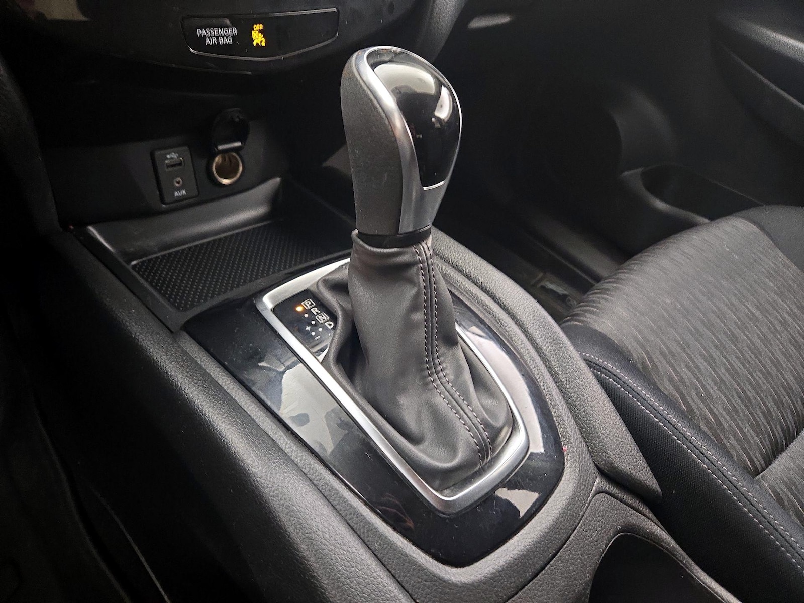 2017 Nissan Rogue S - Photo 18