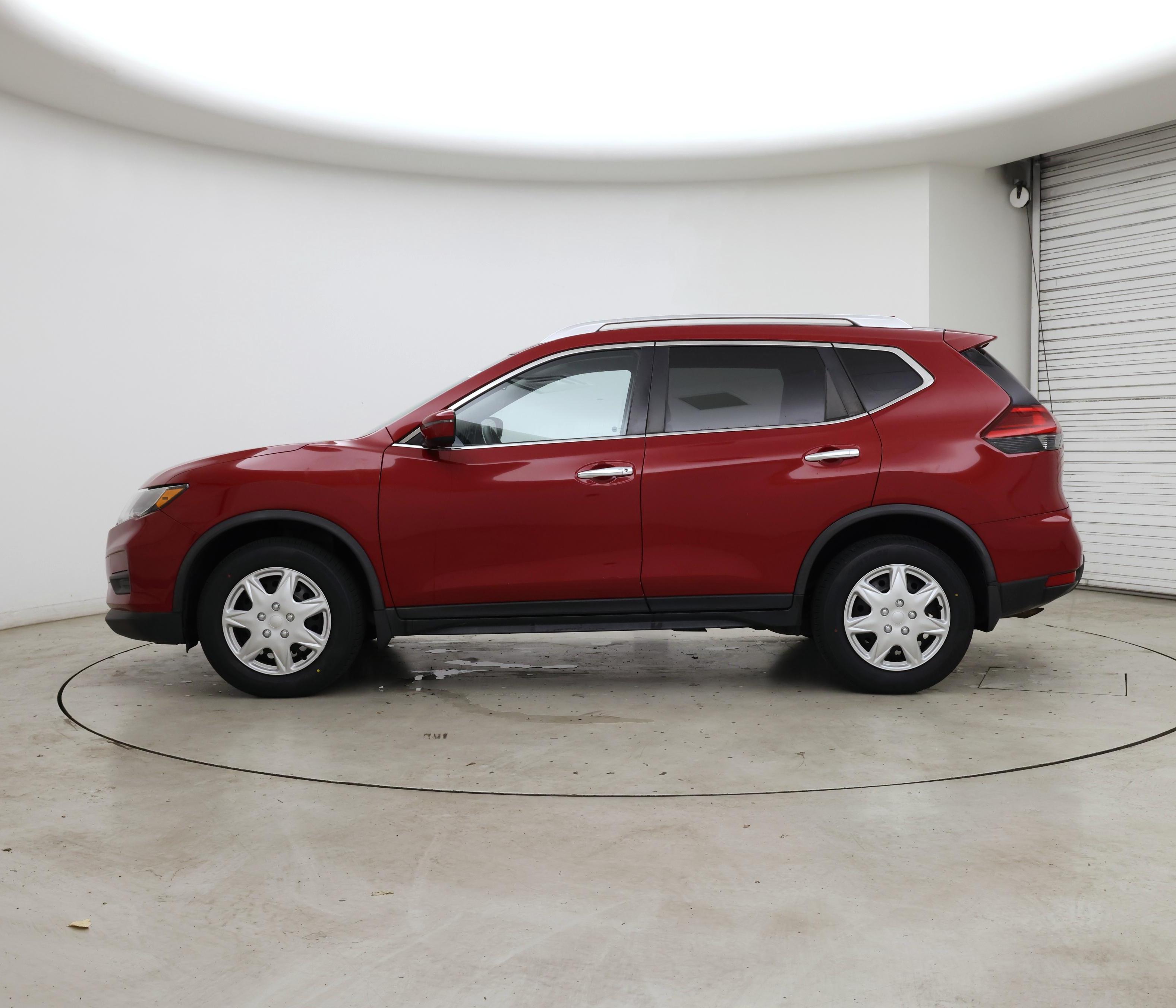 Thumbnail: 2017 Nissan Rogue - 3