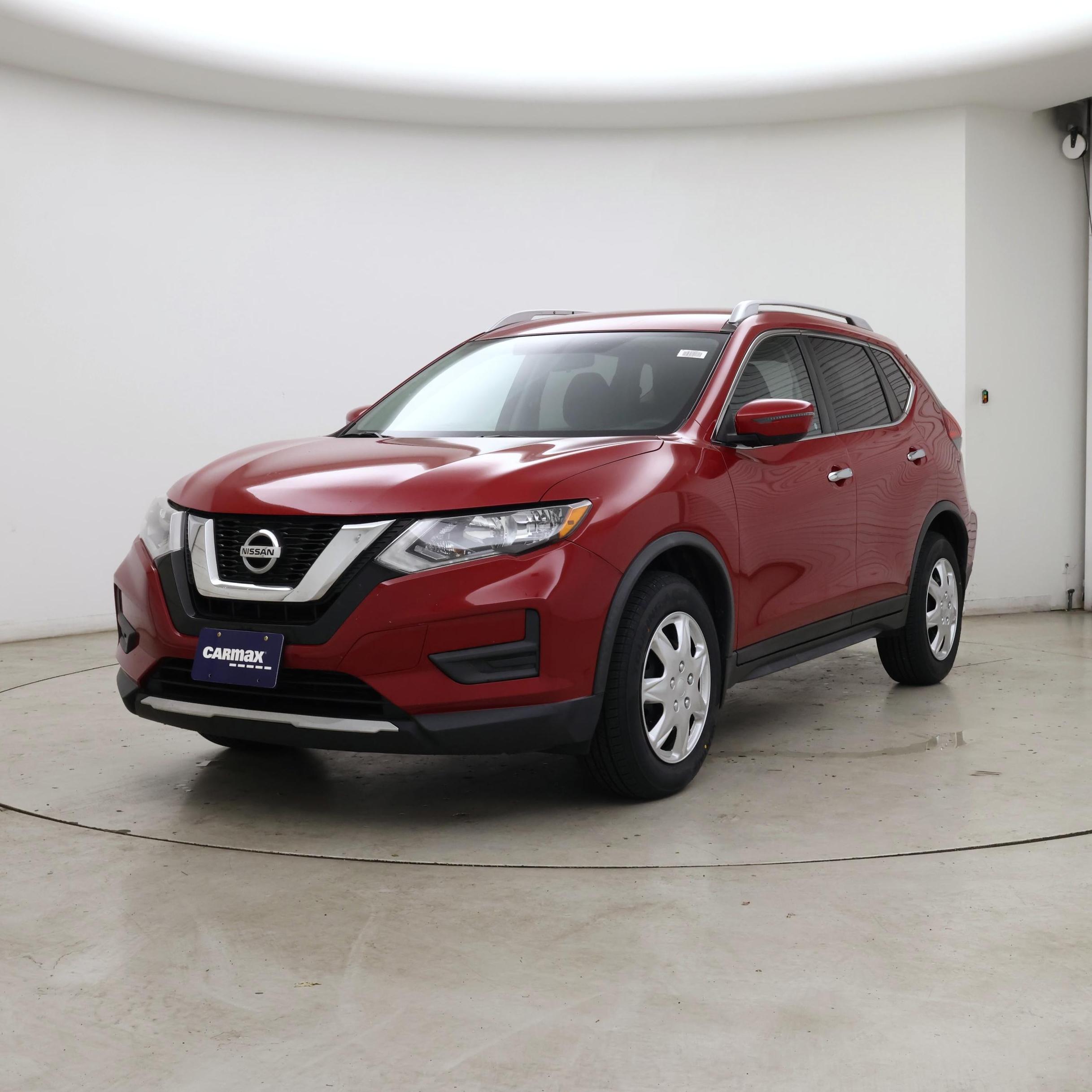 Thumbnail: 2017 Nissan Rogue - 4
